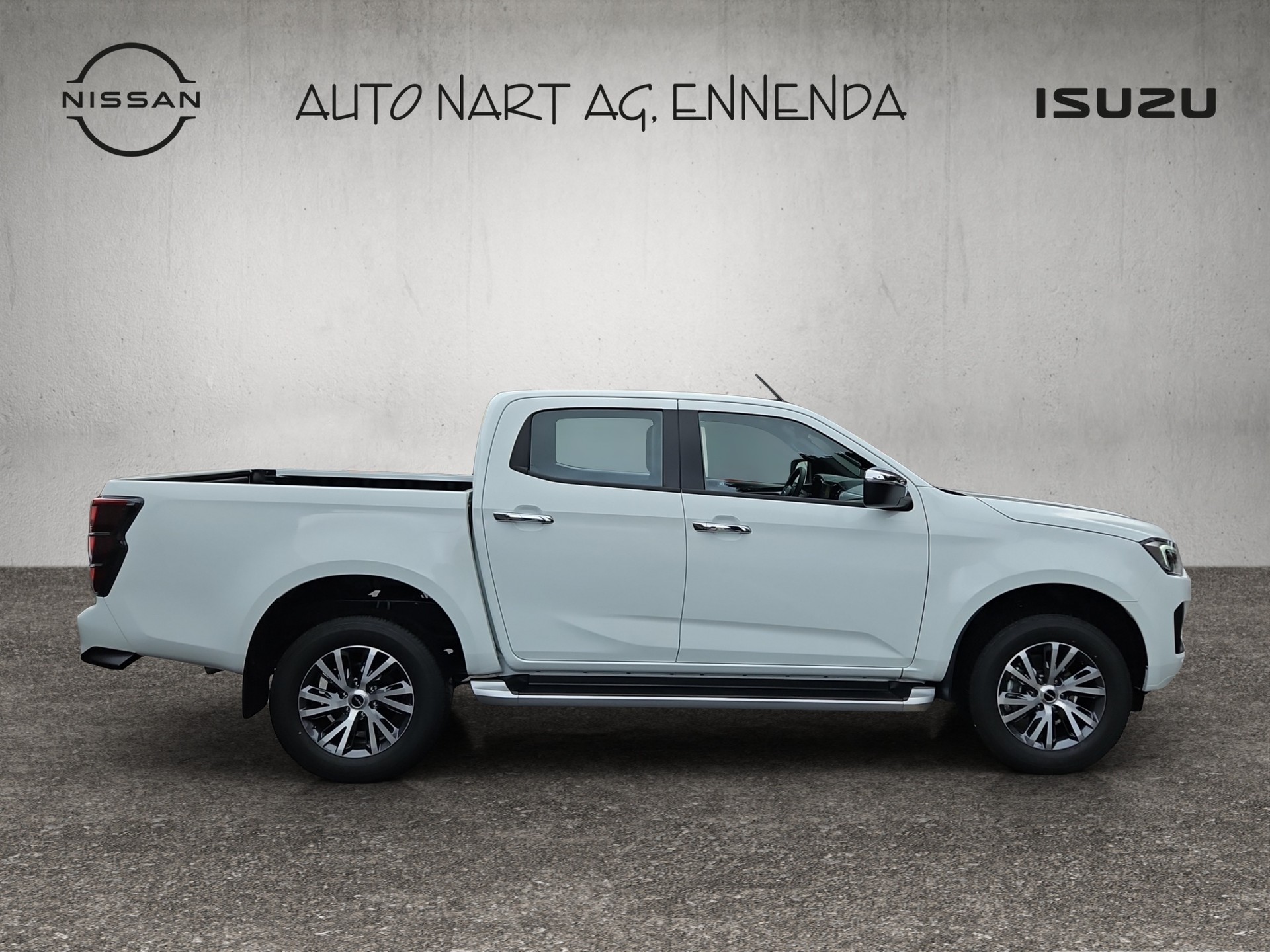 ISUZU D-MAX 1.9 CrewCab N60F+ 4x4 Automat-image-5