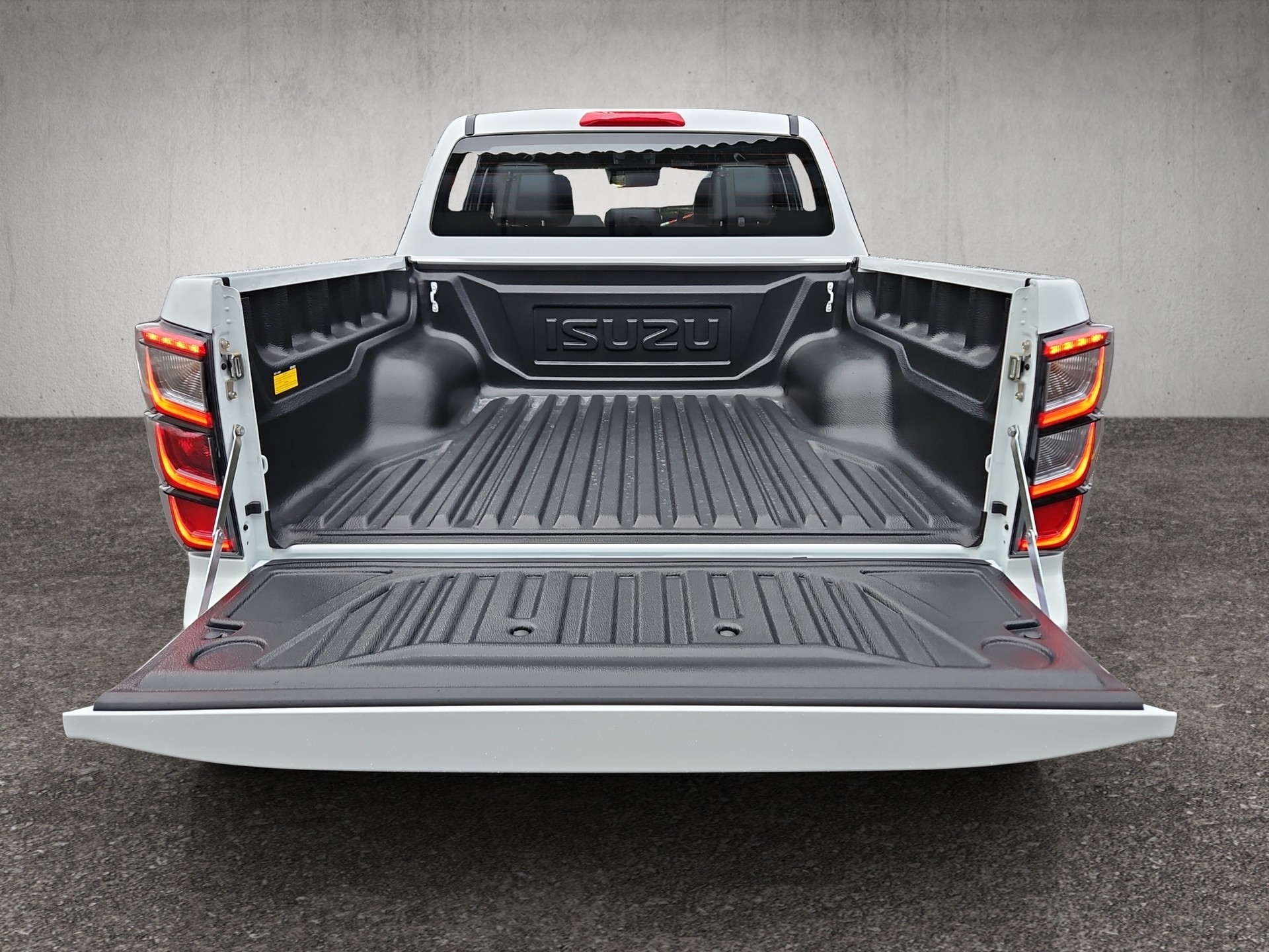 ISUZU D-MAX 1.9 CrewCab N60F+ 4x4 Automat-image-19