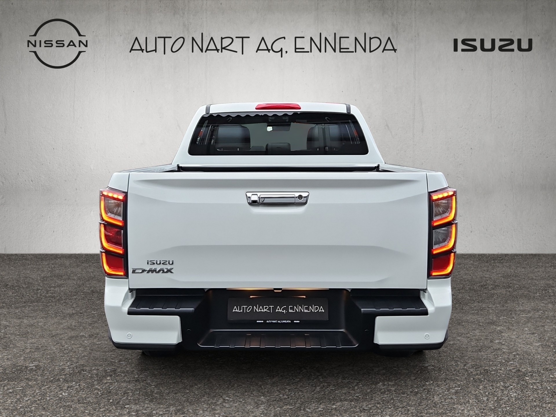 ISUZU D-MAX 1.9 CrewCab N60F+ 4x4 Automat-showroom-element-3