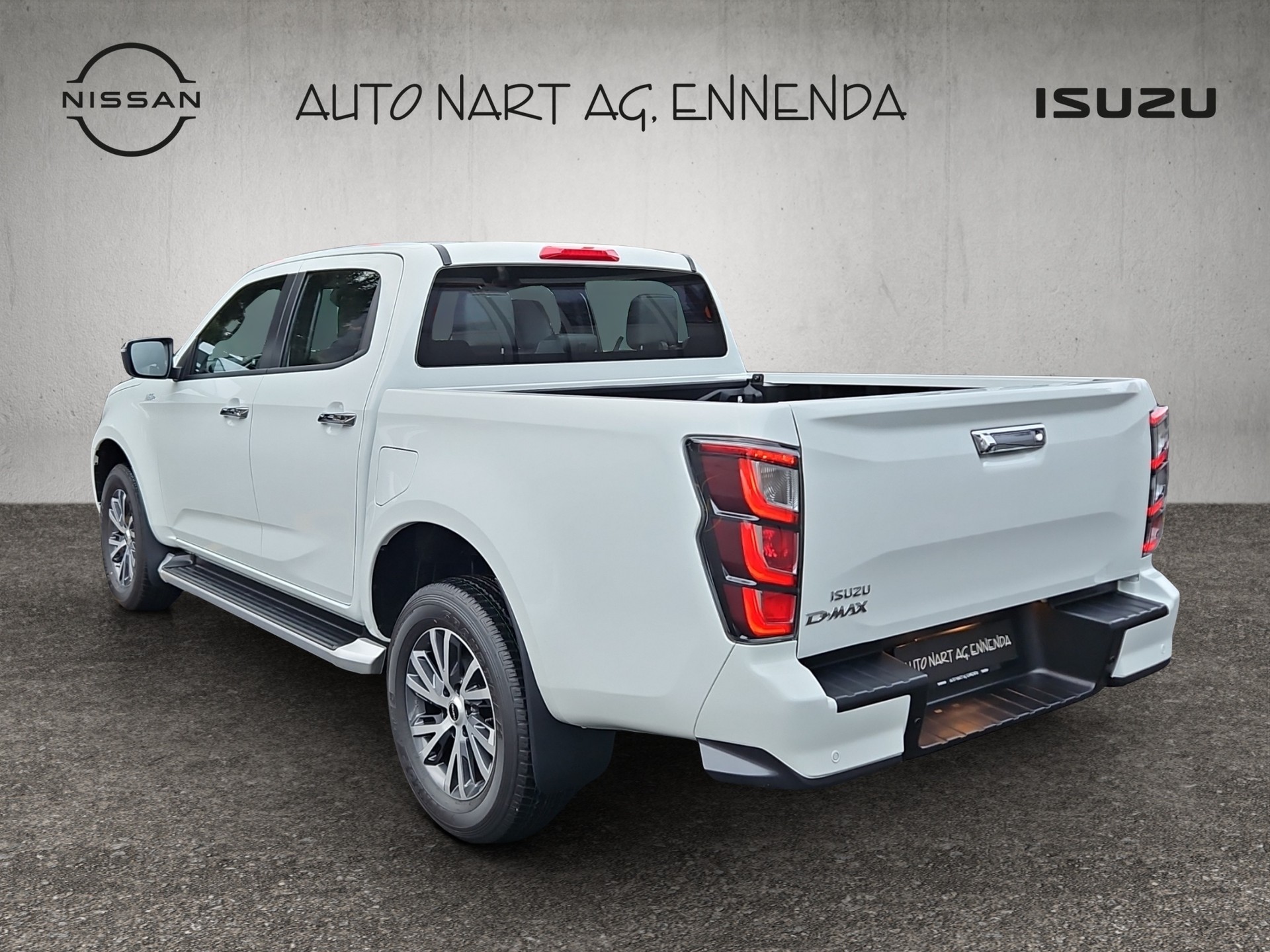 ISUZU D-MAX 1.9 CrewCab N60F+ 4x4 Automat-showroom-element-2