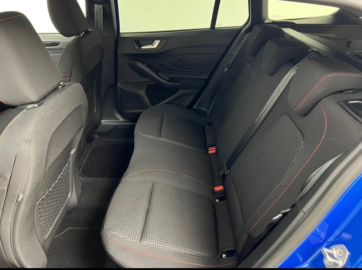 FORD Focus 1.0 EcoB Hybrid 155 ST-Line Automat-image-9