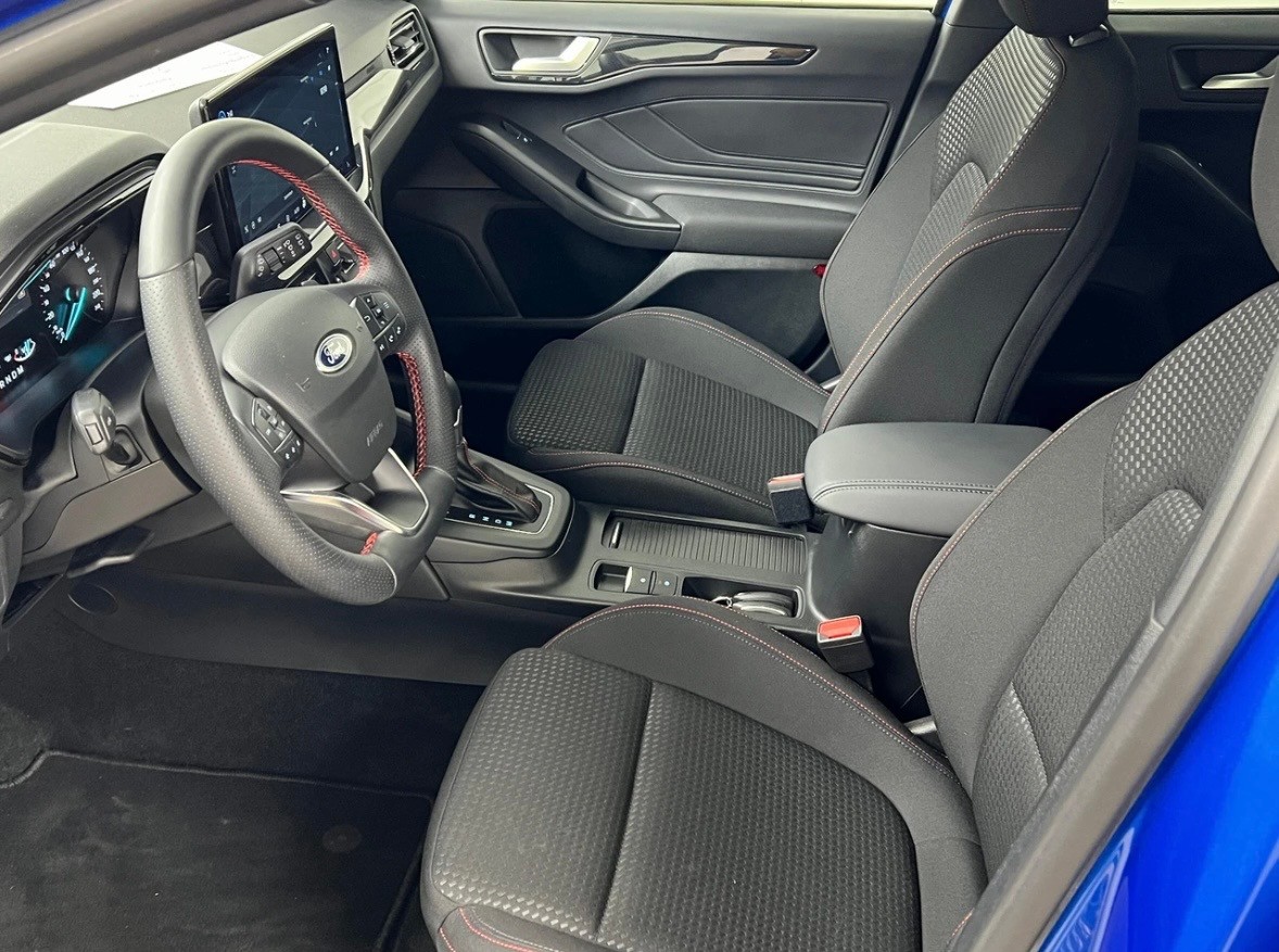 FORD Focus 1.0 EcoB Hybrid 155 ST-Line Automat-image-8