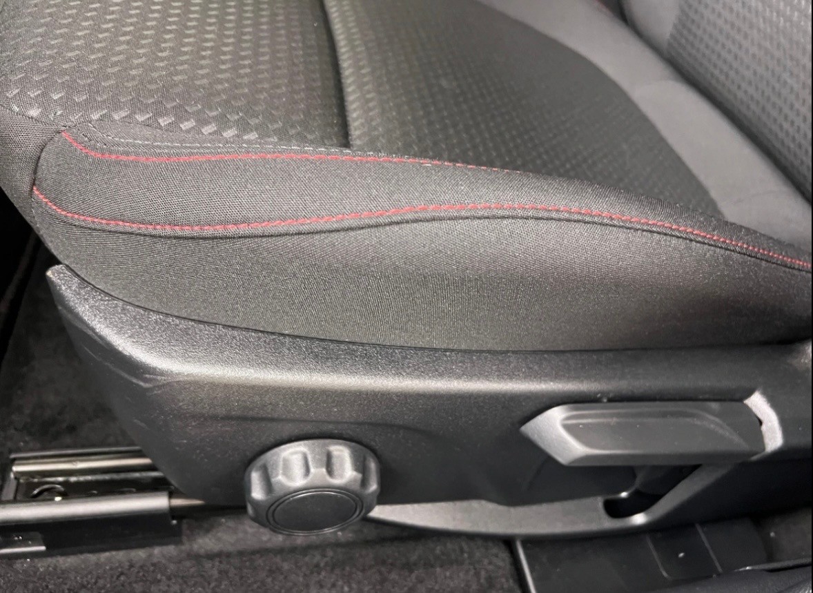 FORD Focus 1.0 EcoB Hybrid 155 ST-Line Automat-image-7