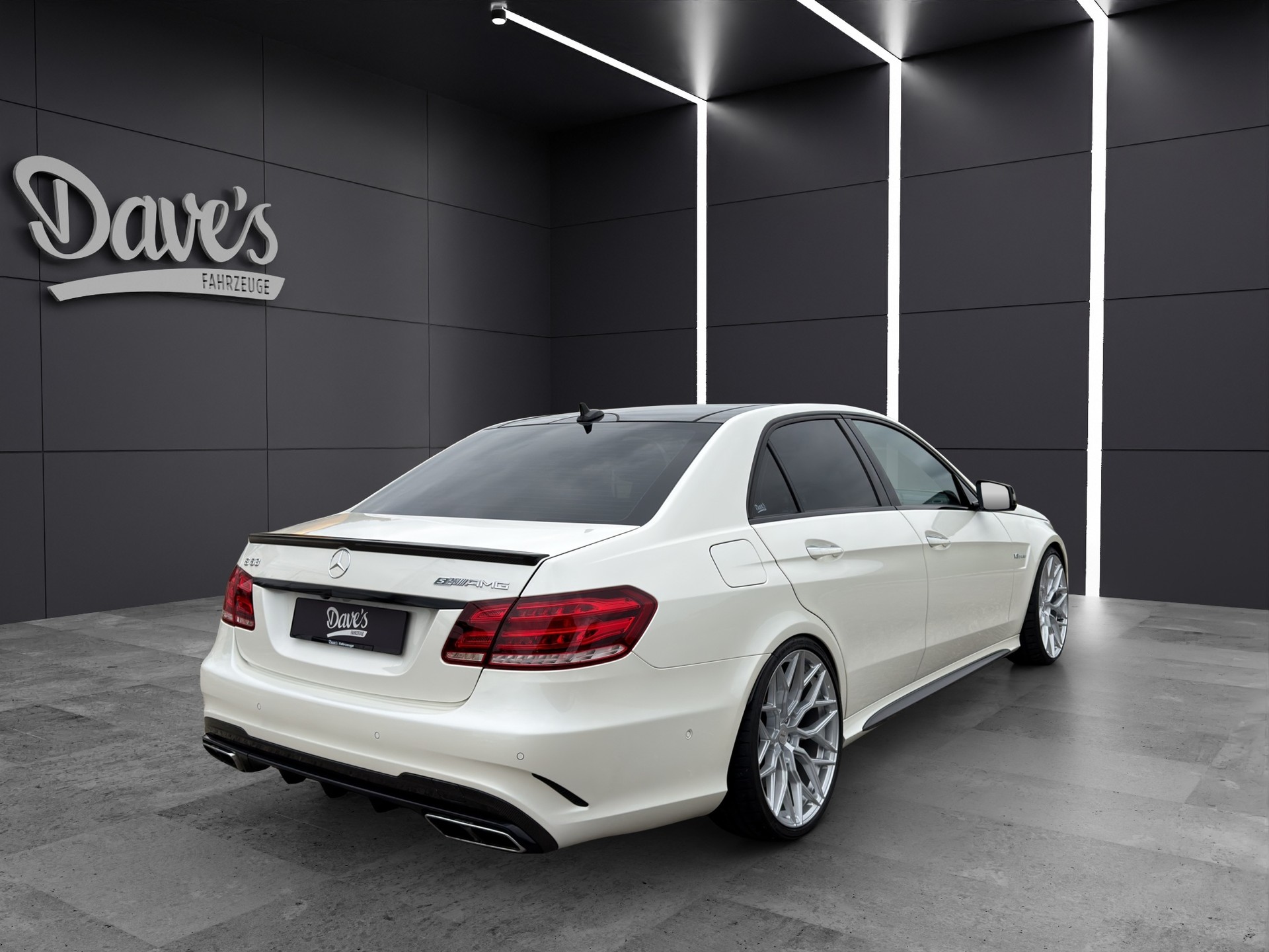 MERCEDES-BENZ E 63 AMG S 4Matic Speedshift * Carbon Paket *ohne OPF*