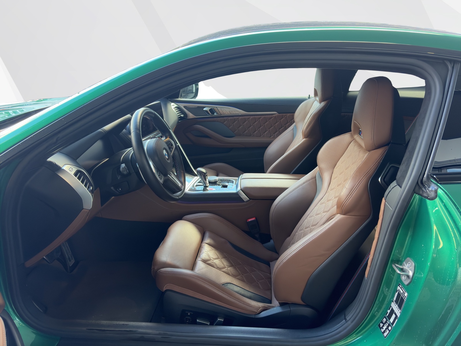 BMW M8 Competition xDrive Coupé-image-8
