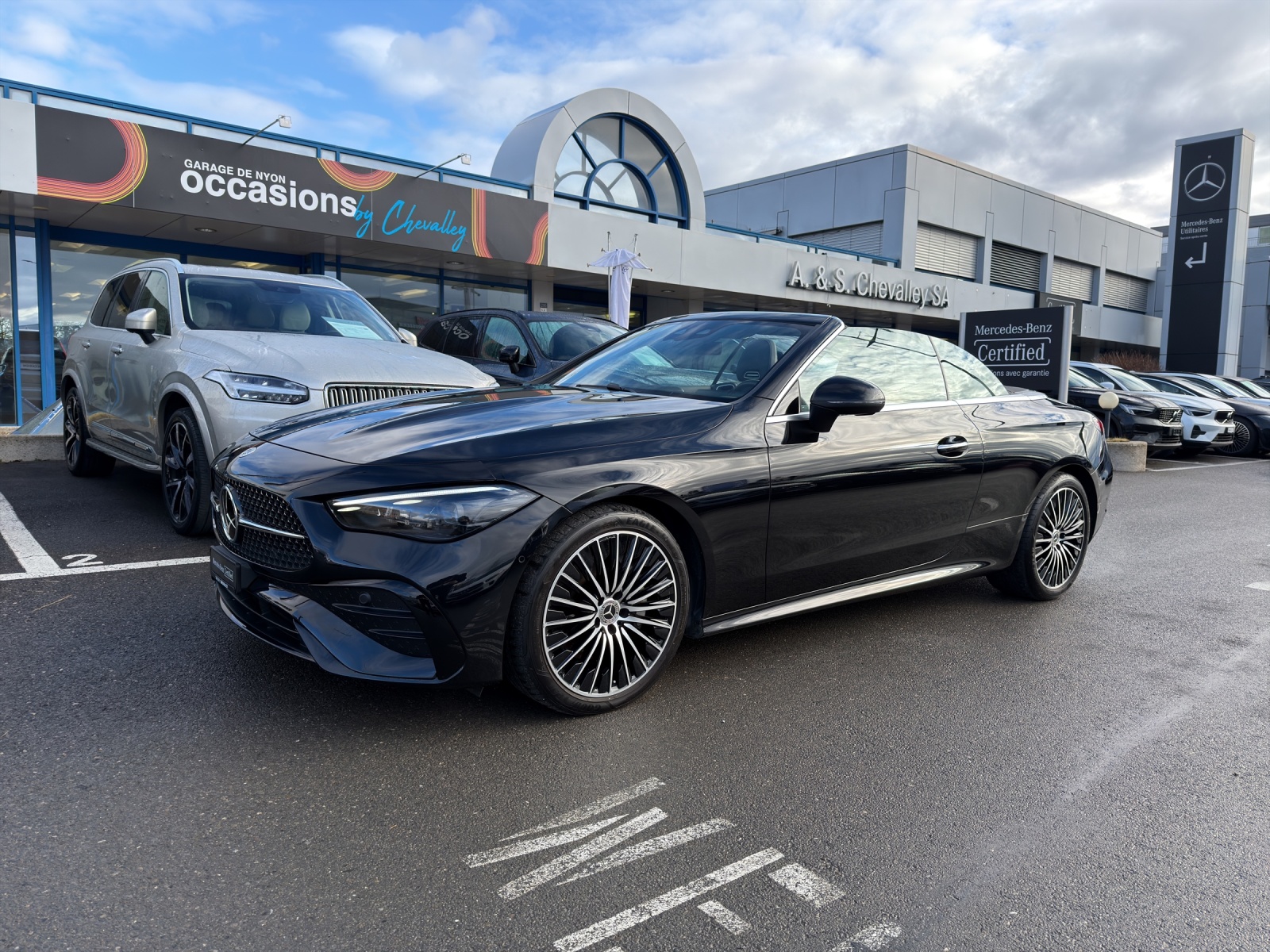 MERCEDES-BENZ CLE 300 Cabrio 4Matic 9G-Tronic-image-19