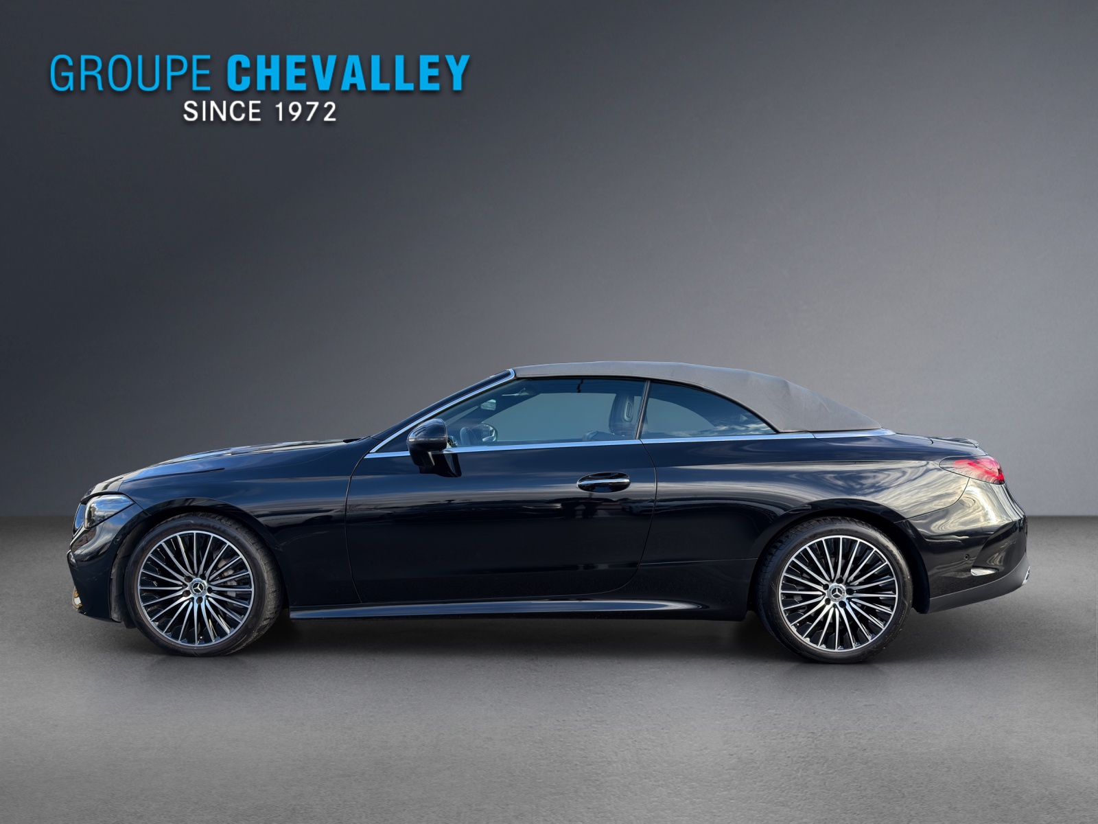 MERCEDES-BENZ CLE 300 Cabrio 4Matic 9G-Tronic-showroom-element-2