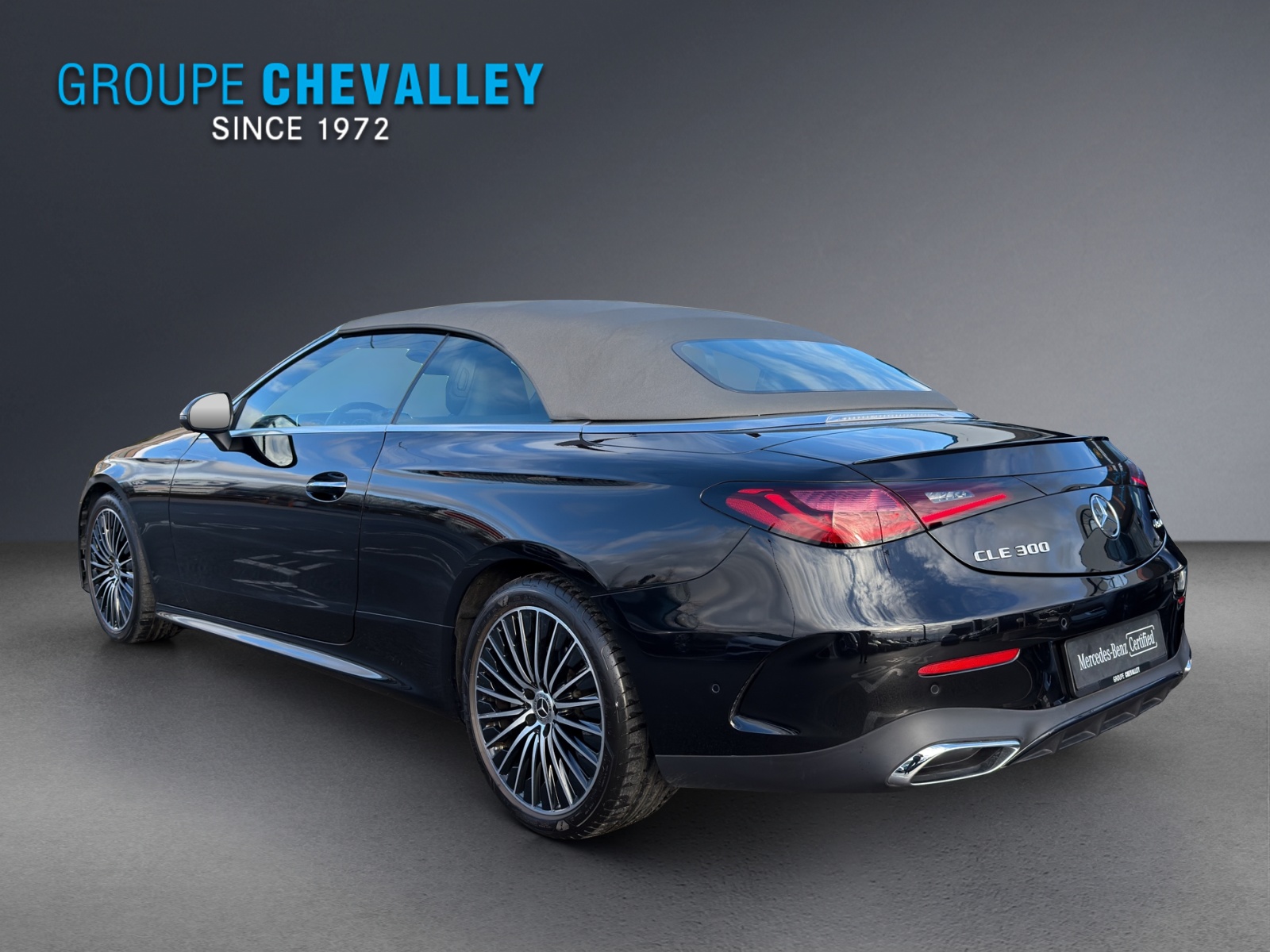 MERCEDES-BENZ CLE 300 Cabrio 4Matic 9G-Tronic-showroom-element-3