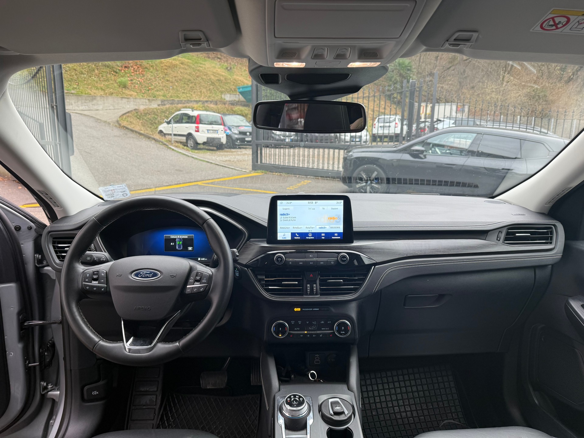 FORD Kuga 2.5 FHEV Vignale FWD-image-8