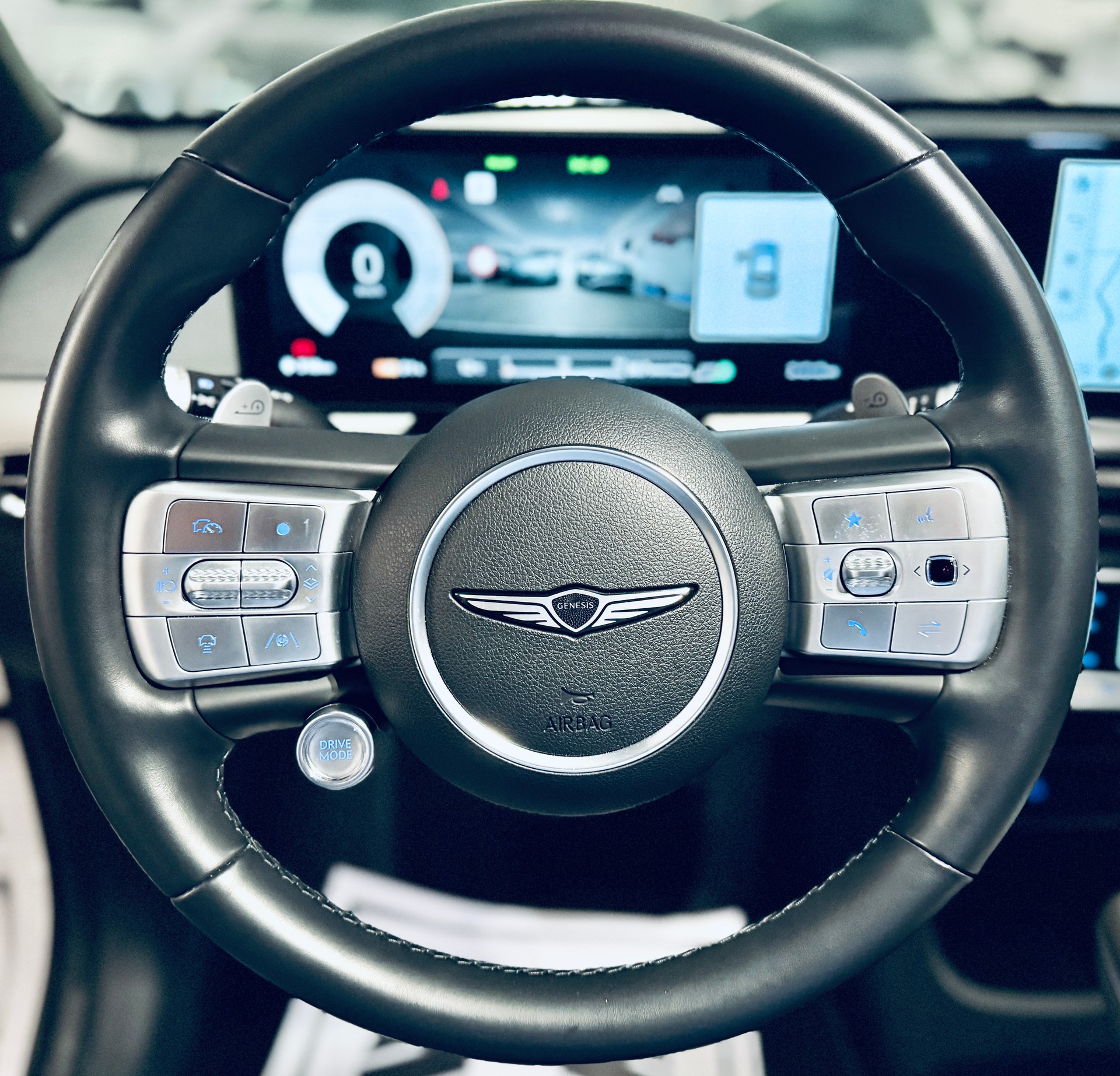 GENESIS GV60 77.4 kWh Premium-image-15