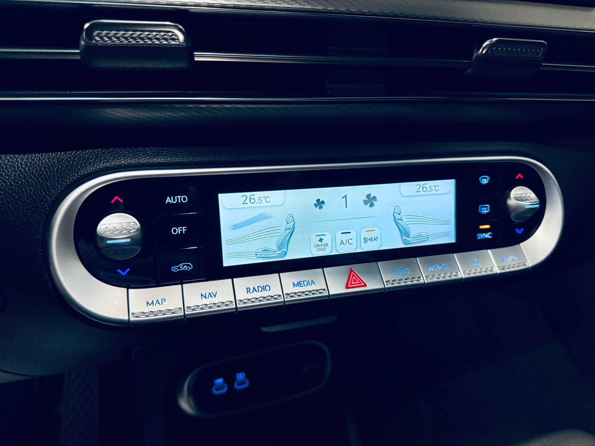 GENESIS GV60 77.4 kWh Premium-image-18