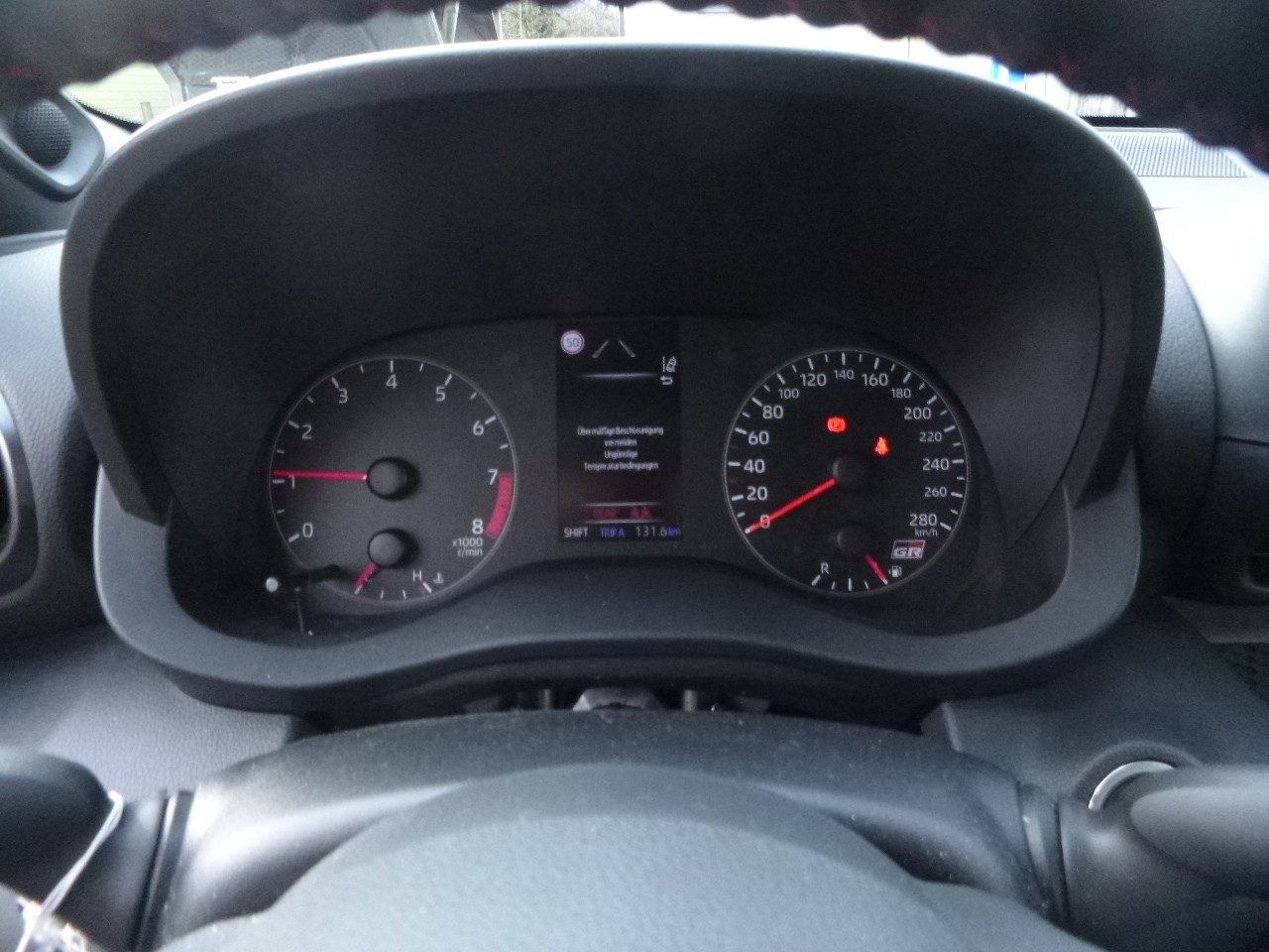 TOYOTA Yaris 1.6 GR Sport-image-19