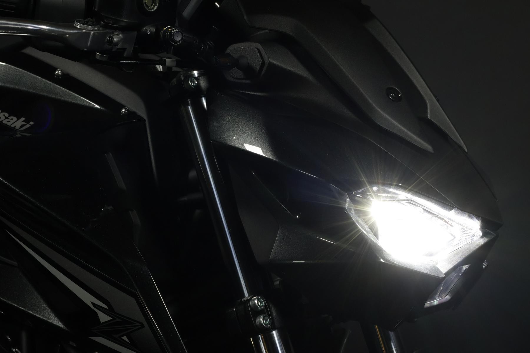 KAWASAKI Z 650 S (50/35 KW) Level 2-image-4