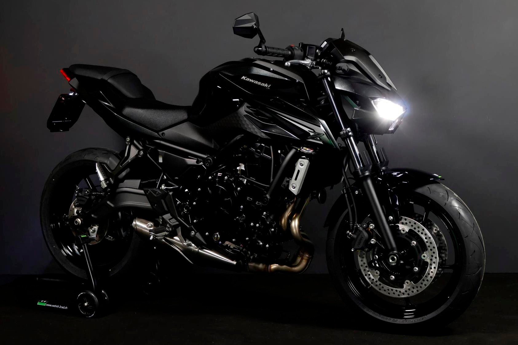 KAWASAKI Z 650 S (50/35 KW) Level 2-image-2