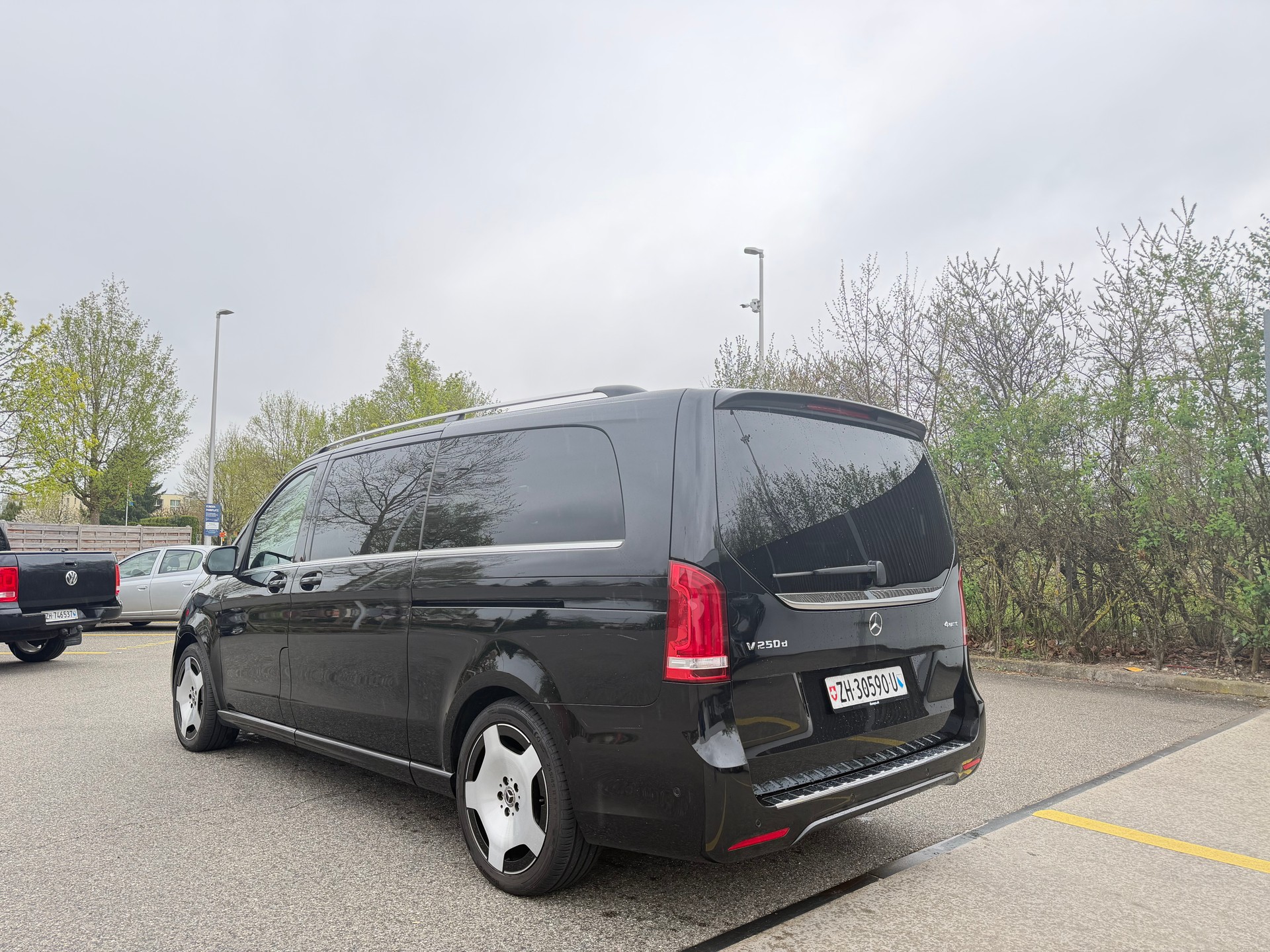 MERCEDES-BENZ V 250 d extralang Avantgarde 4Matic 9G-Tronic-showroom-element-2