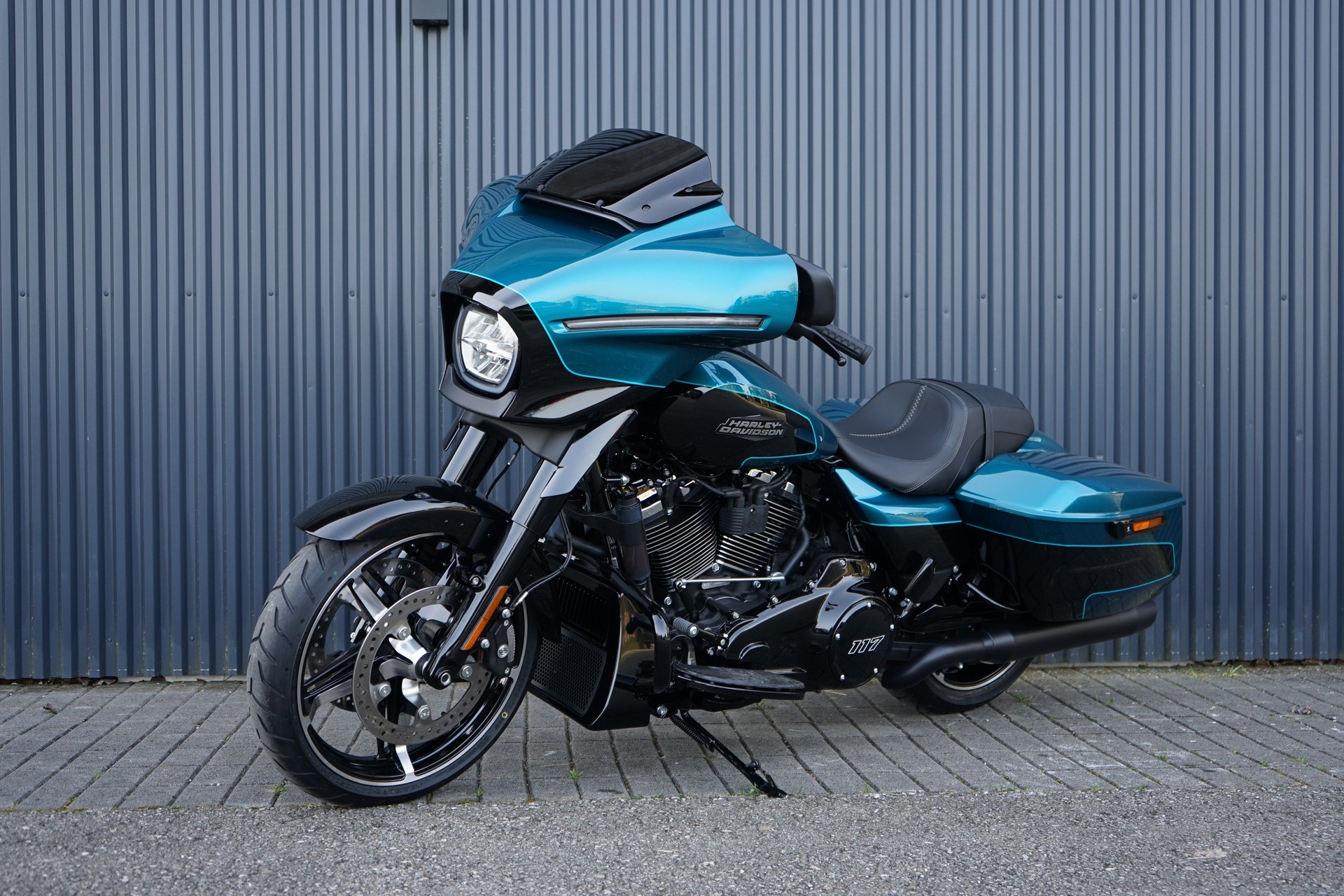 HARLEY-DAVIDSON FLHX Street Glide 117-image-1
