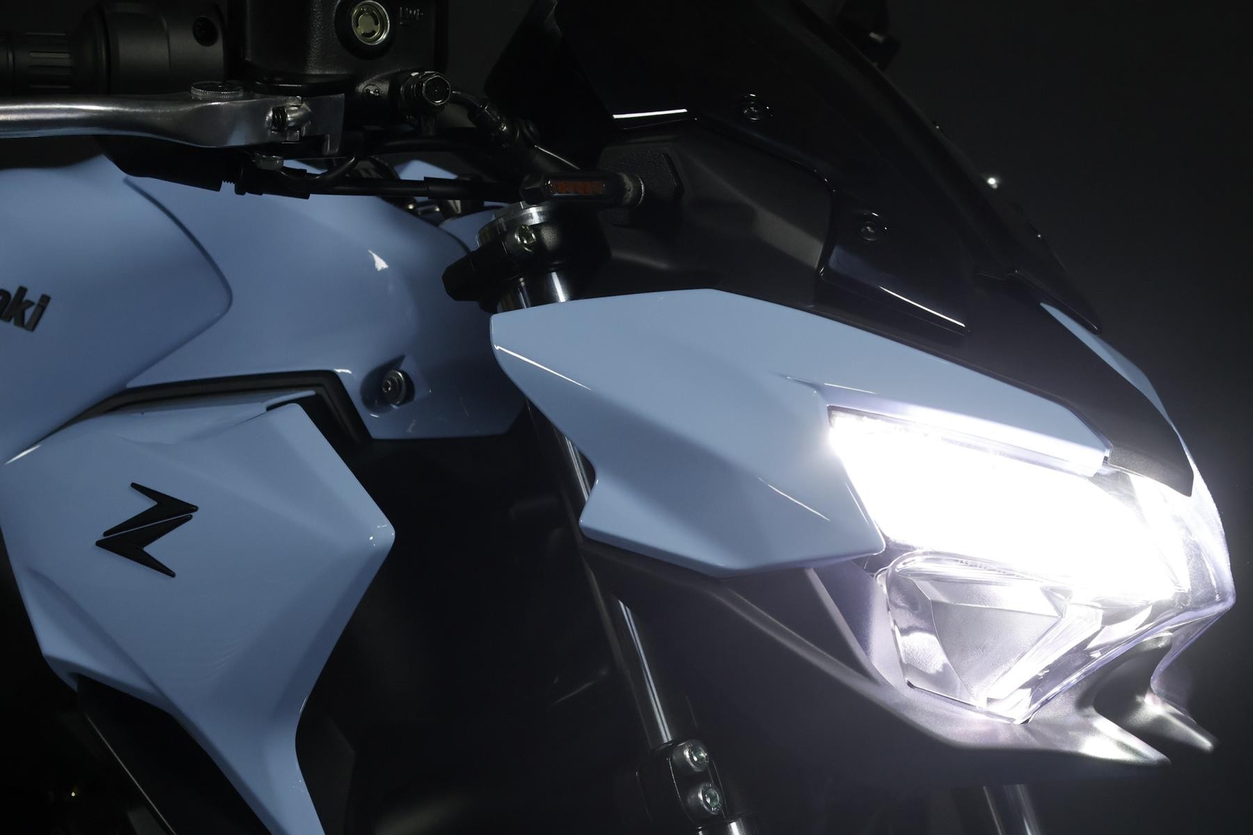 KAWASAKI Z 650 (50/35 KW) *Zandvoort* Level 2-image-4