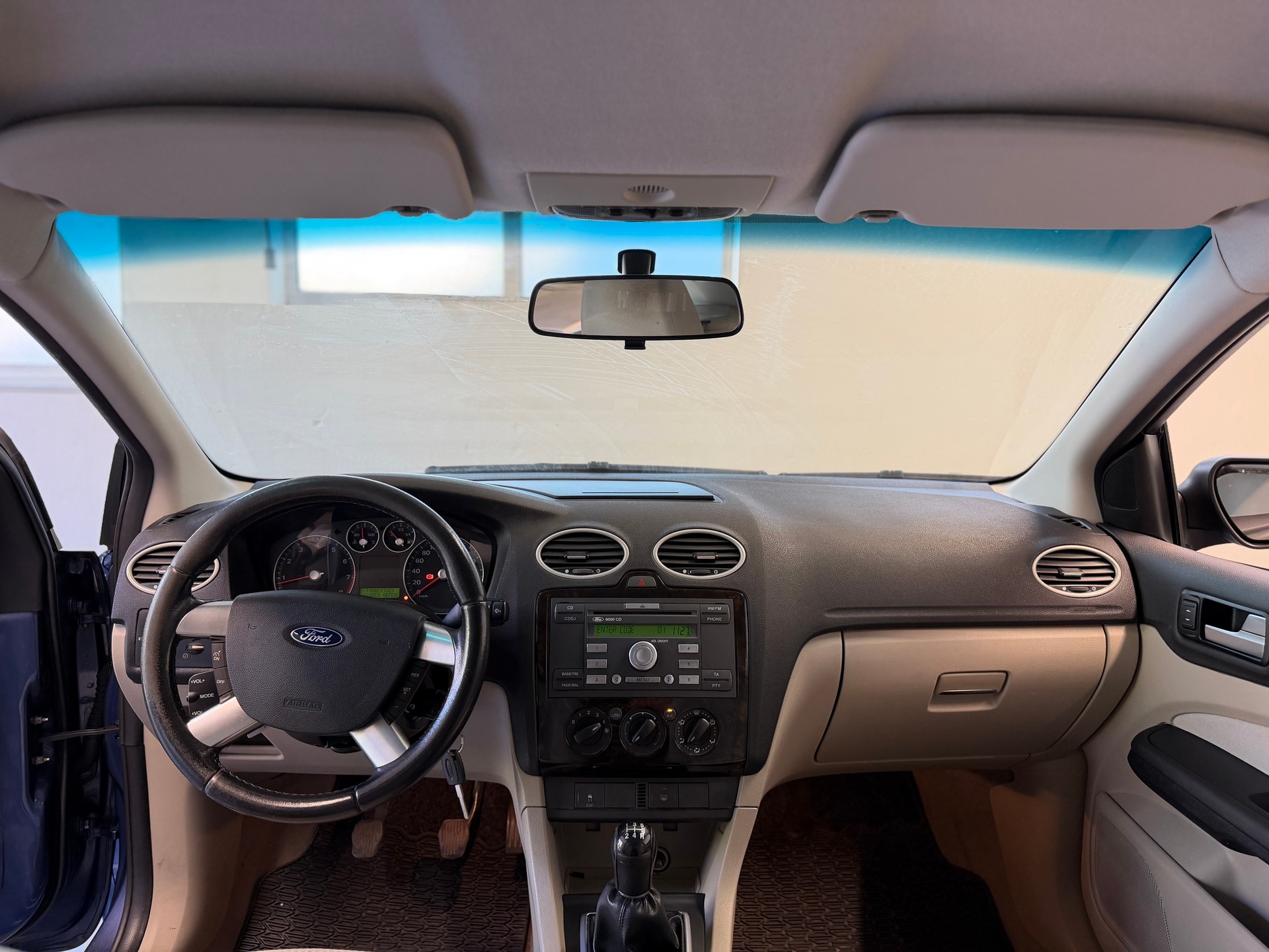 FORD Focus 1.6i VCT Trend-image-5