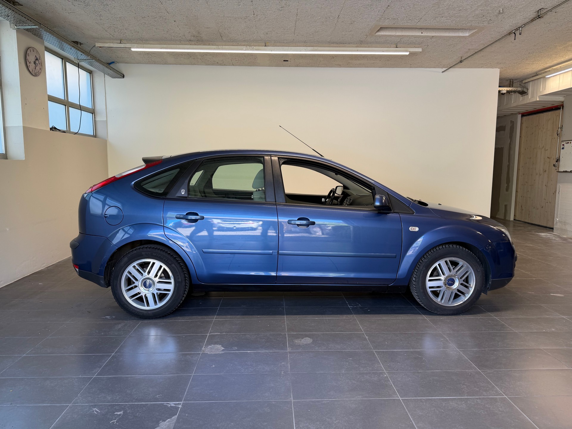 FORD Focus 1.6i VCT Trend-image-3