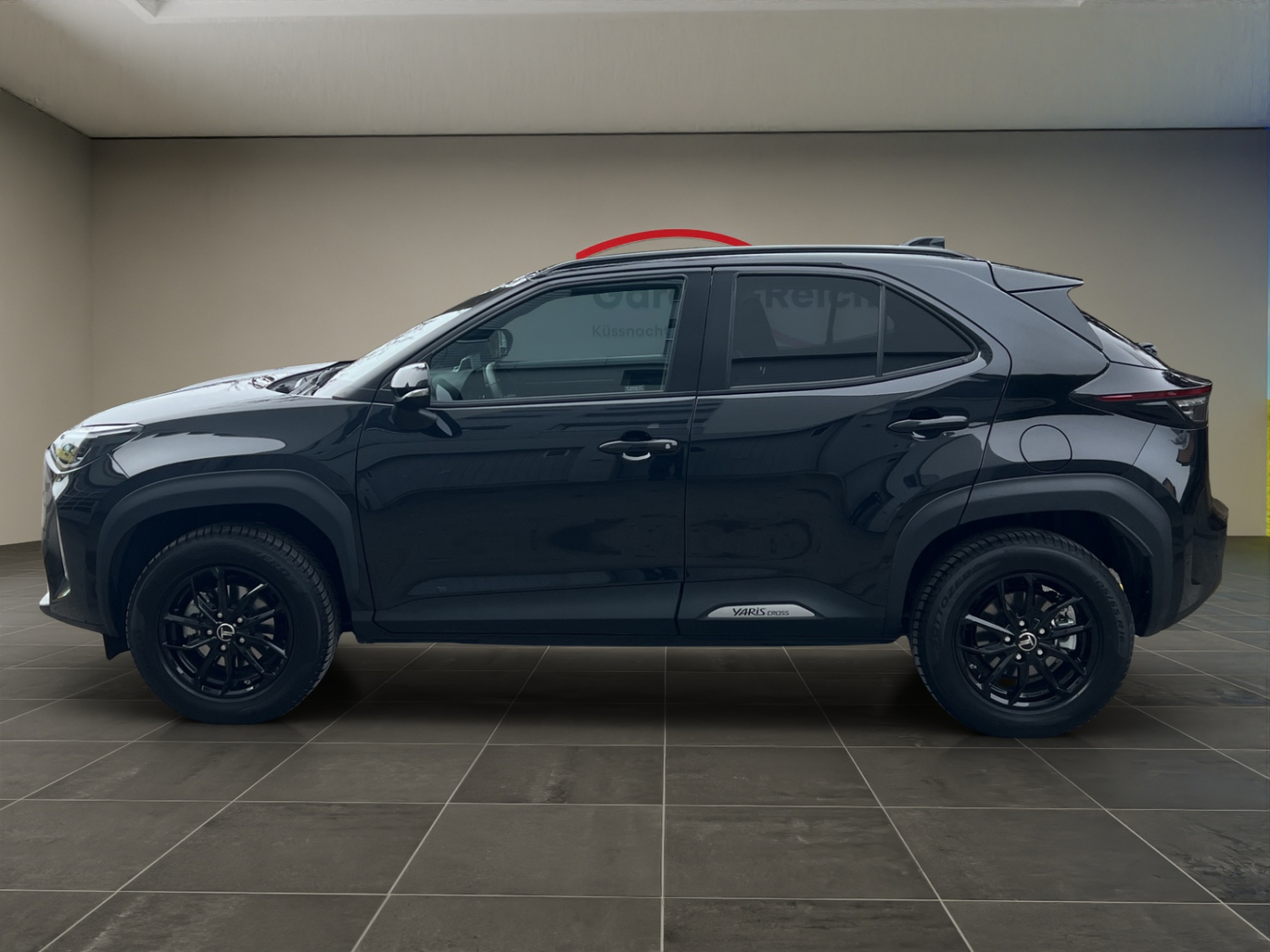 TOYOTA Yaris Cross 1.5 VVT-i HSD Trend AWD-i-showroom-element-1