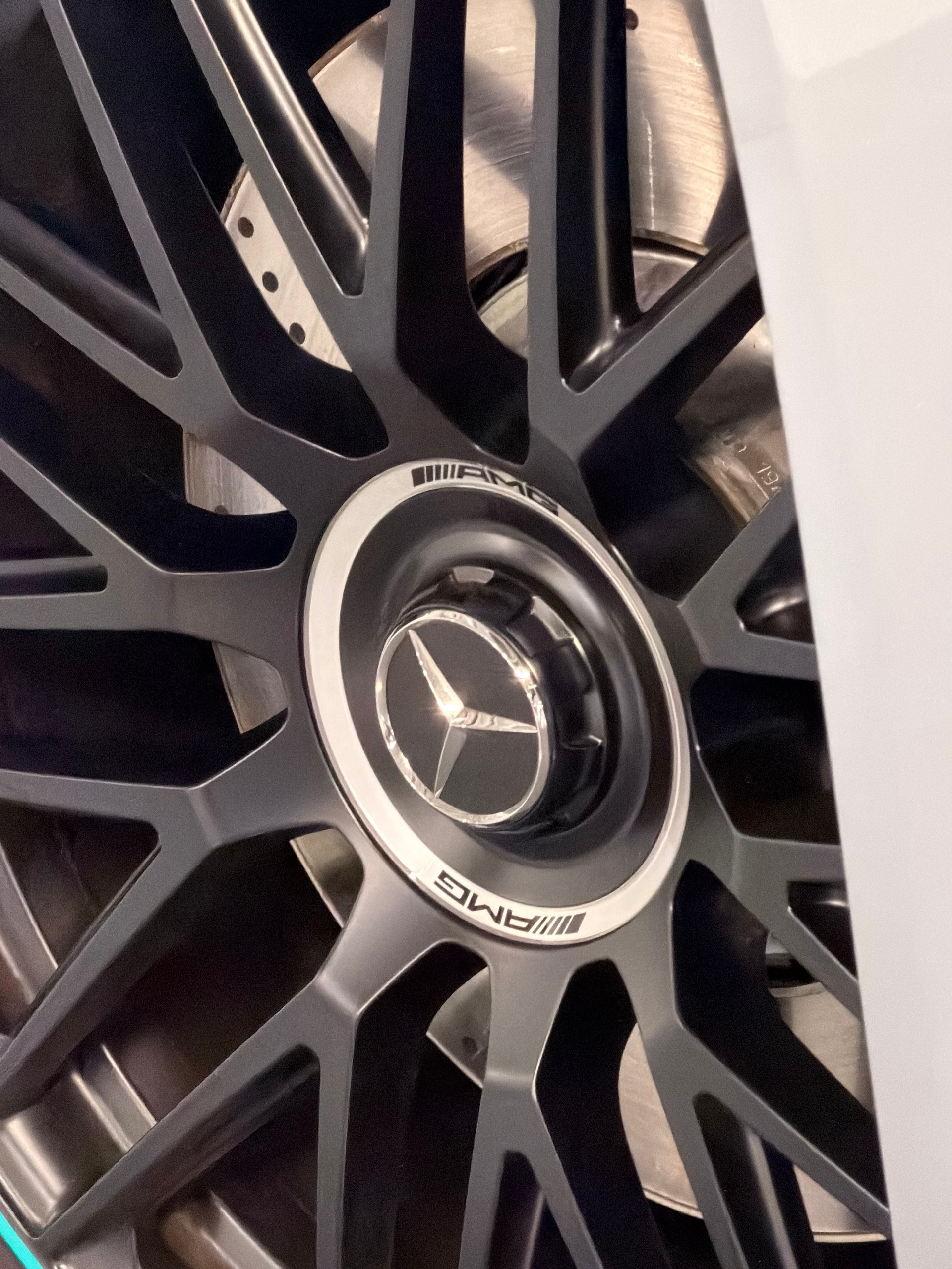 MERCEDES-BENZ AMG SL 63 4M Speedshift MCT Motorsport Collectors Edition-image-26