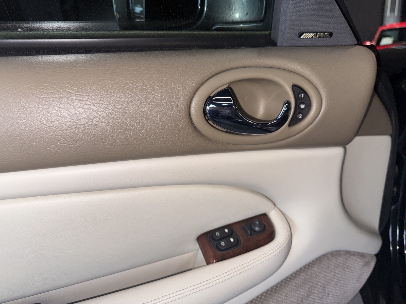 JAGUAR XKR Coupé S/C-image-13