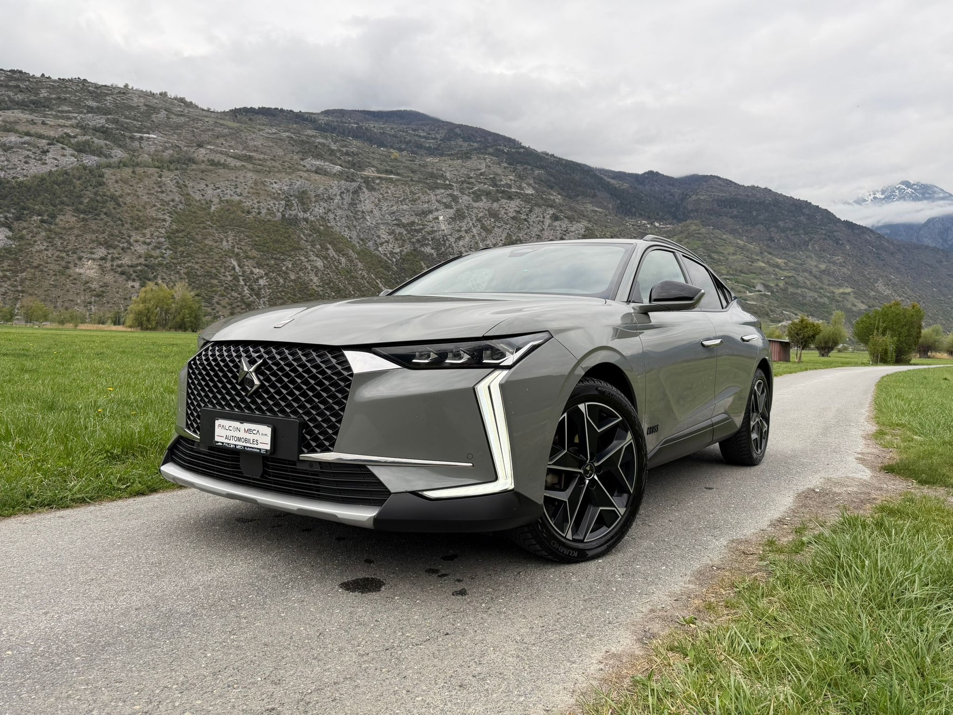 DS AUTOMOBILES DS 4 1.6 HYBRID4-showroom-element-2