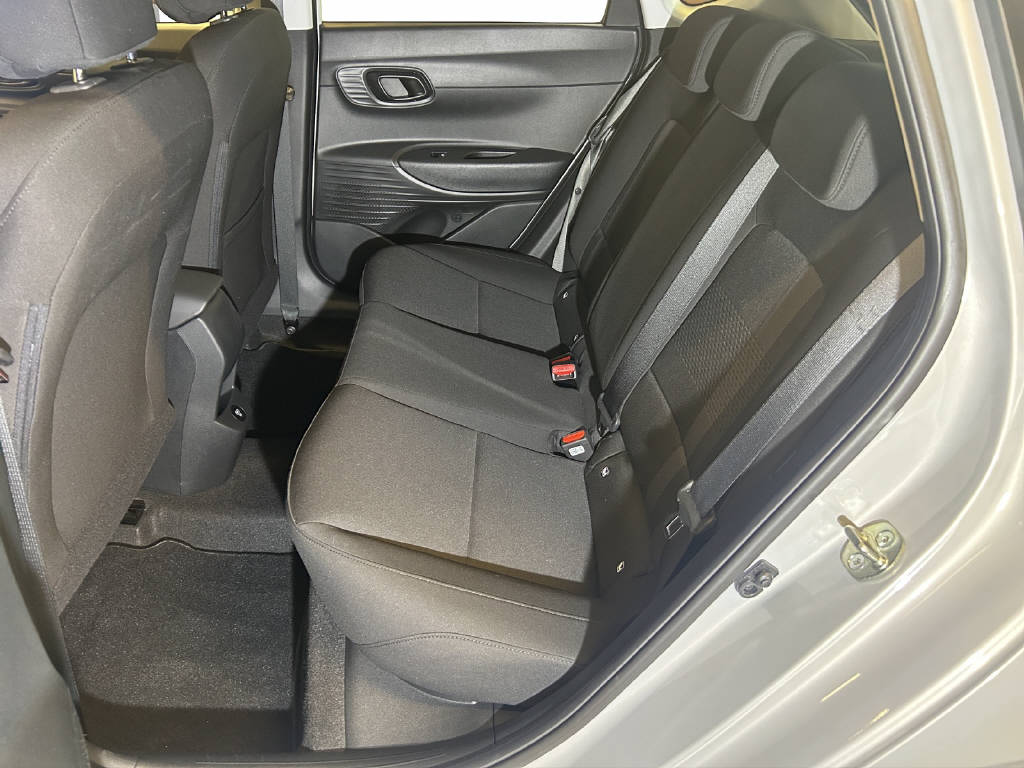 HYUNDAI i20 1.0 T-GDi Amplia-image-10