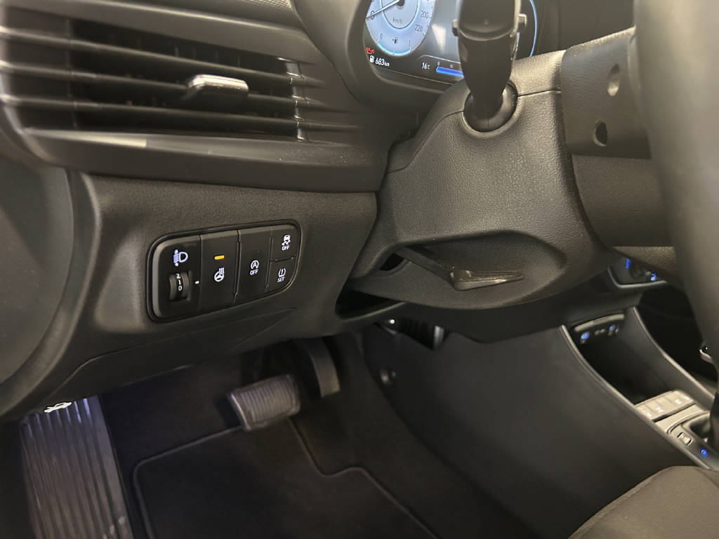 HYUNDAI i20 1.0 T-GDi Amplia-image-9