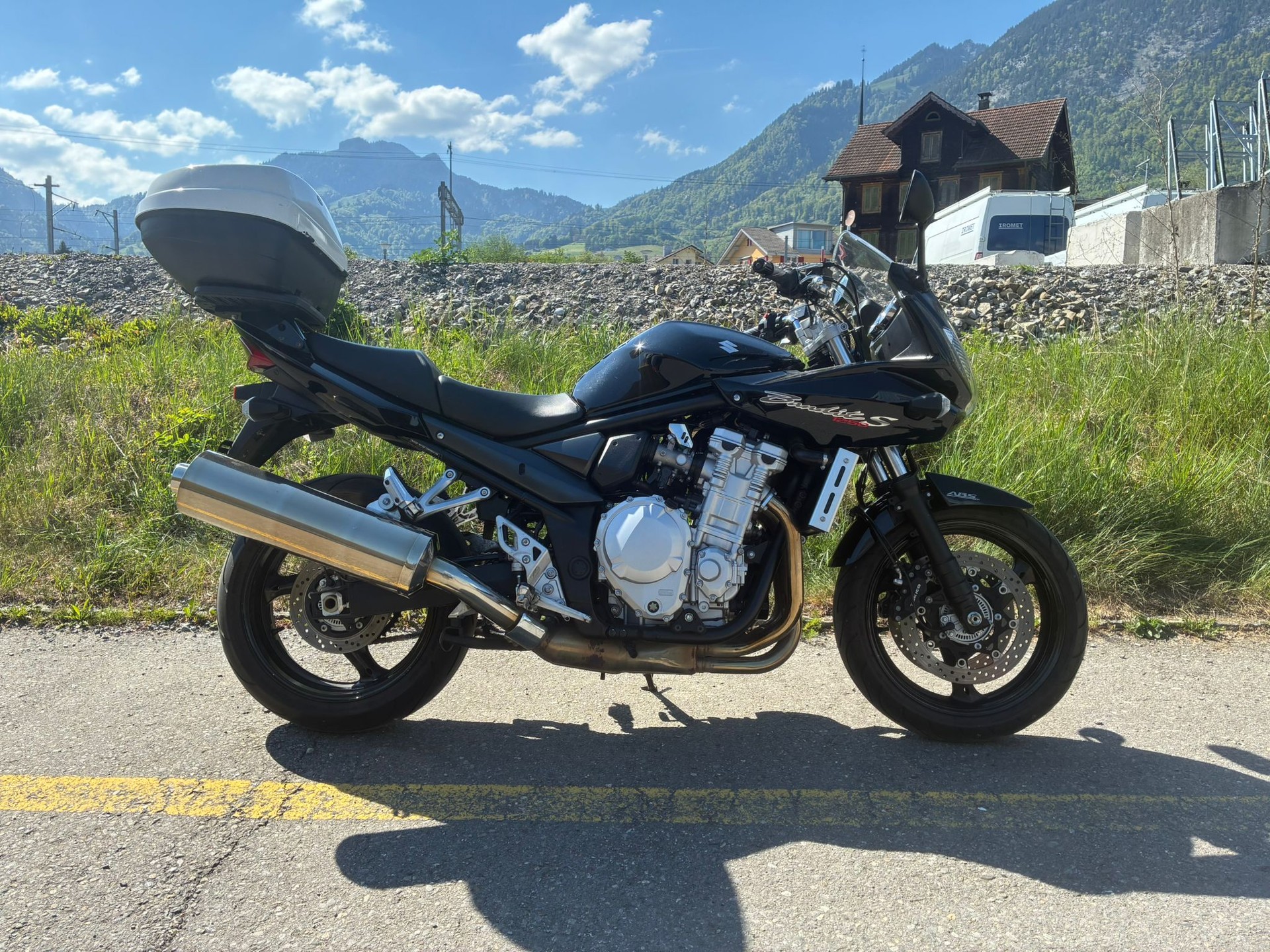 SUZUKI GSF 1250 S Bandit ABS-image-0