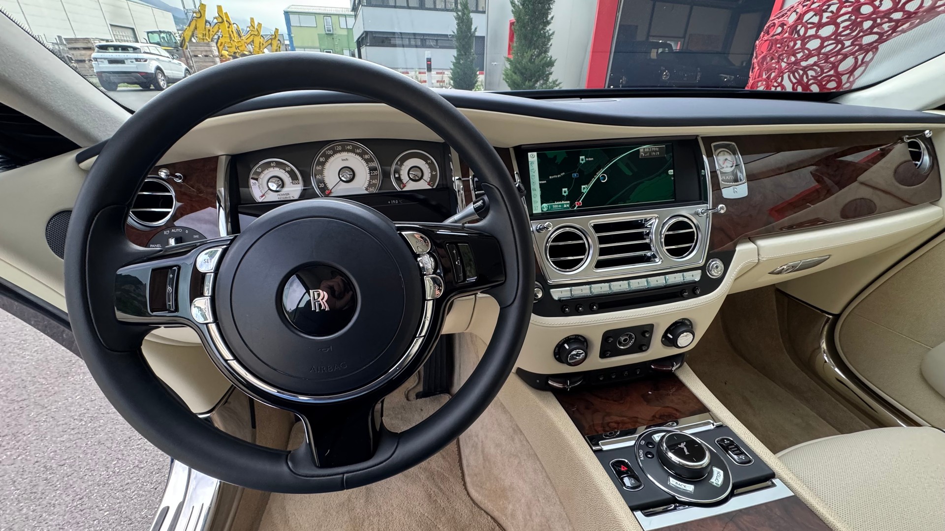 ROLLS-ROYCE Wraith 6.6 V12-image-13