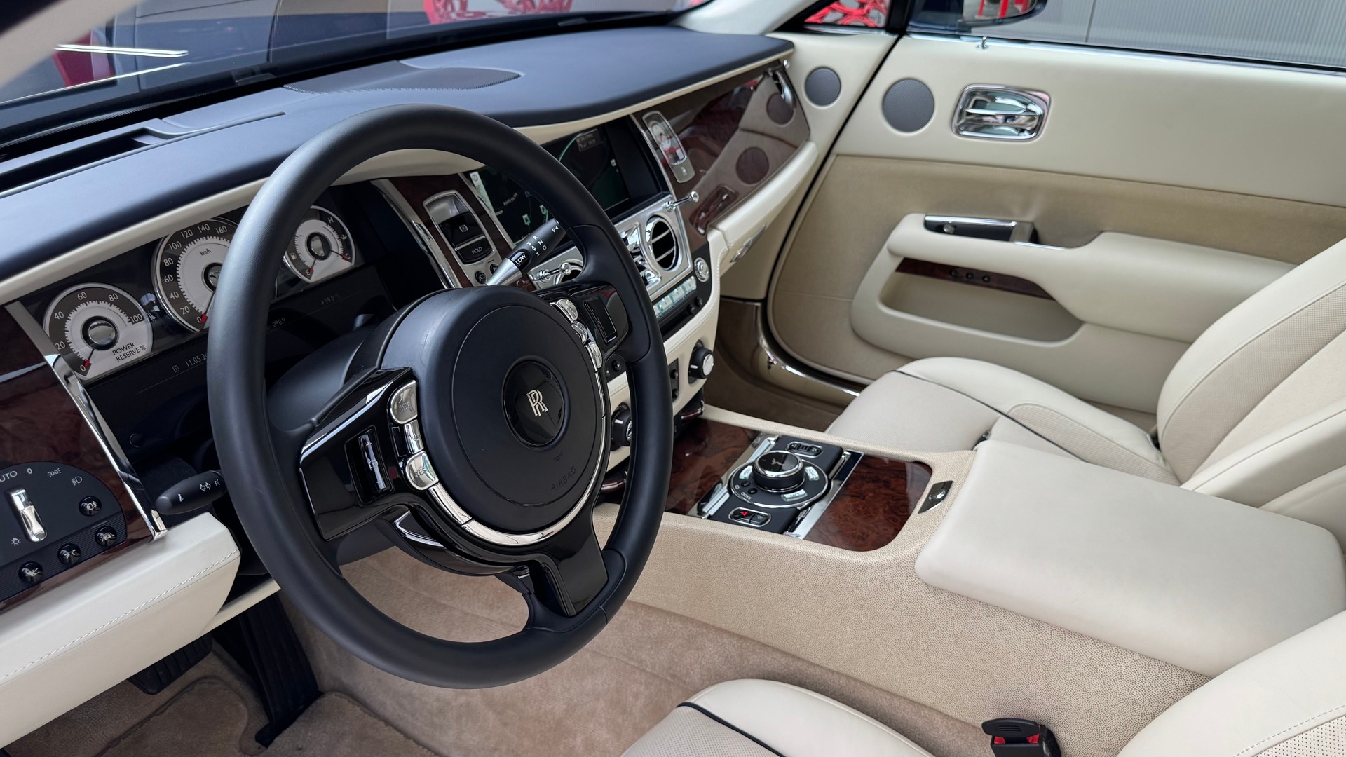 ROLLS-ROYCE Wraith 6.6 V12-image-12