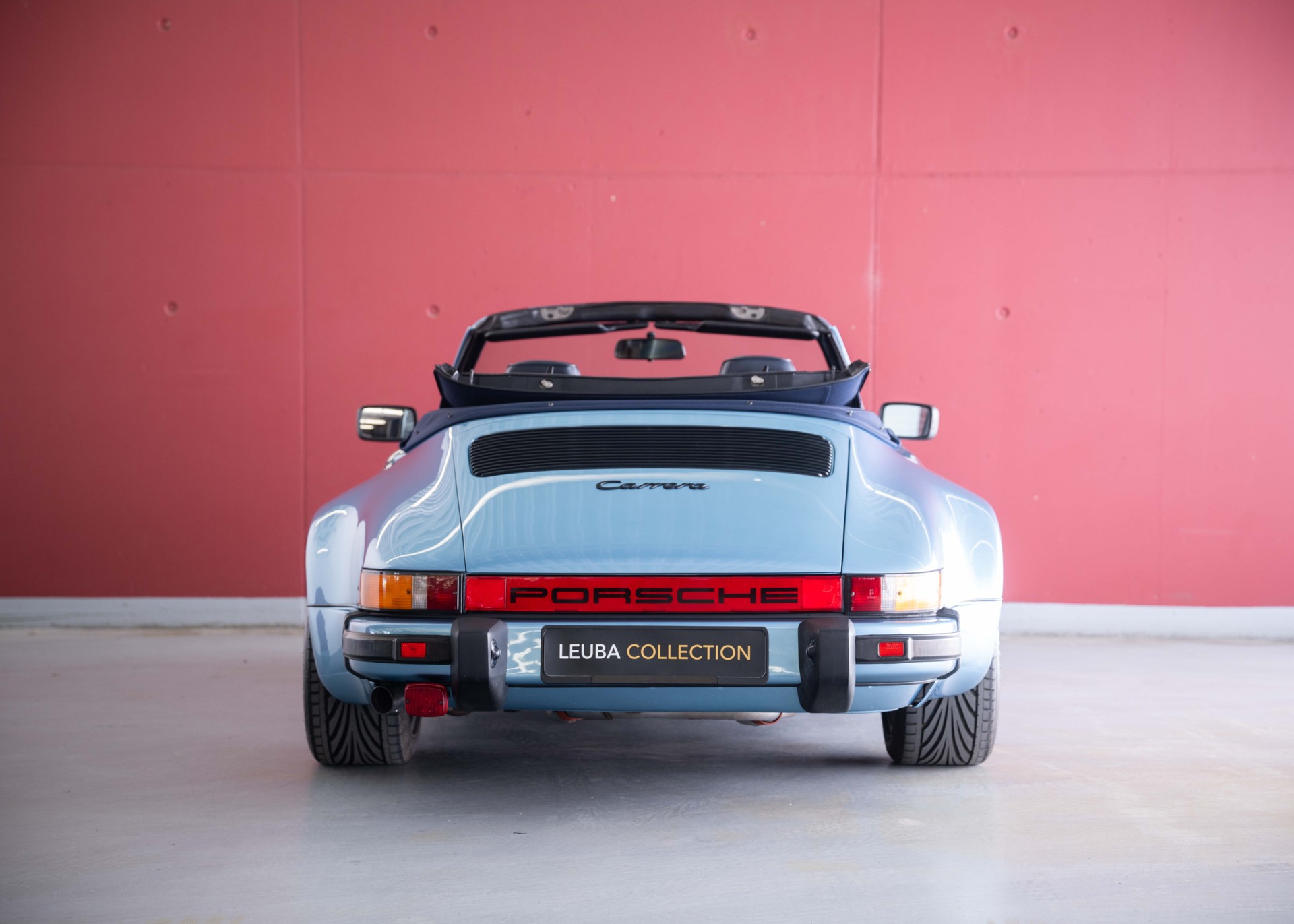 PORSCHE 911 Carrera 3.2 Cabrio WTL (100% original, certified low mileage, L999 paint, restored, fully documented)-showroom-element-3