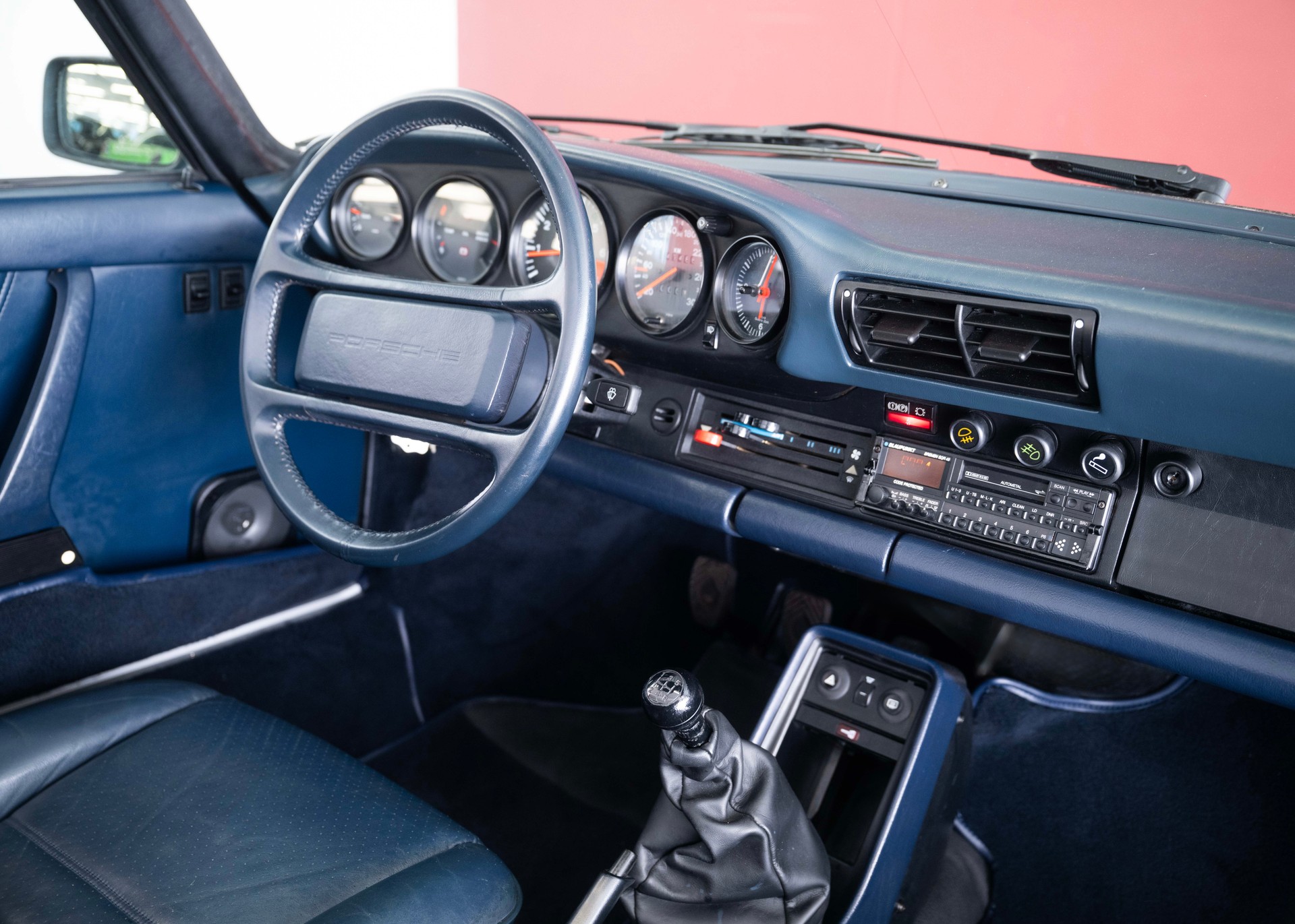 PORSCHE 911 Carrera 3.2 Cabrio WTL (100% original, certified low mileage, L999 paint, restored, fully documented)-image-20