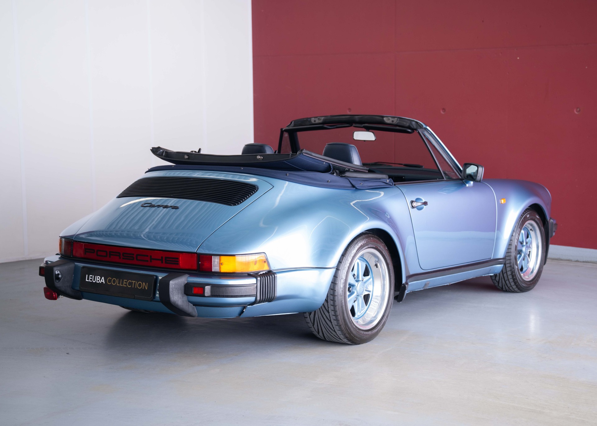 PORSCHE 911 Carrera 3.2 Cabrio WTL (100% original, certified low mileage, L999 paint, restored, fully documented)-image-5