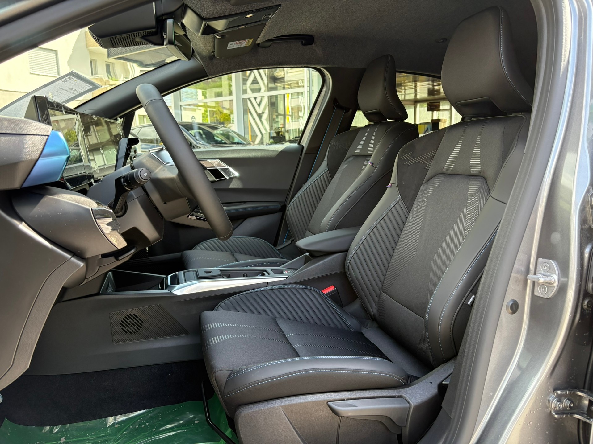 RENAULT Clio 1.8 E-Tech Esprit Alpine-image-8