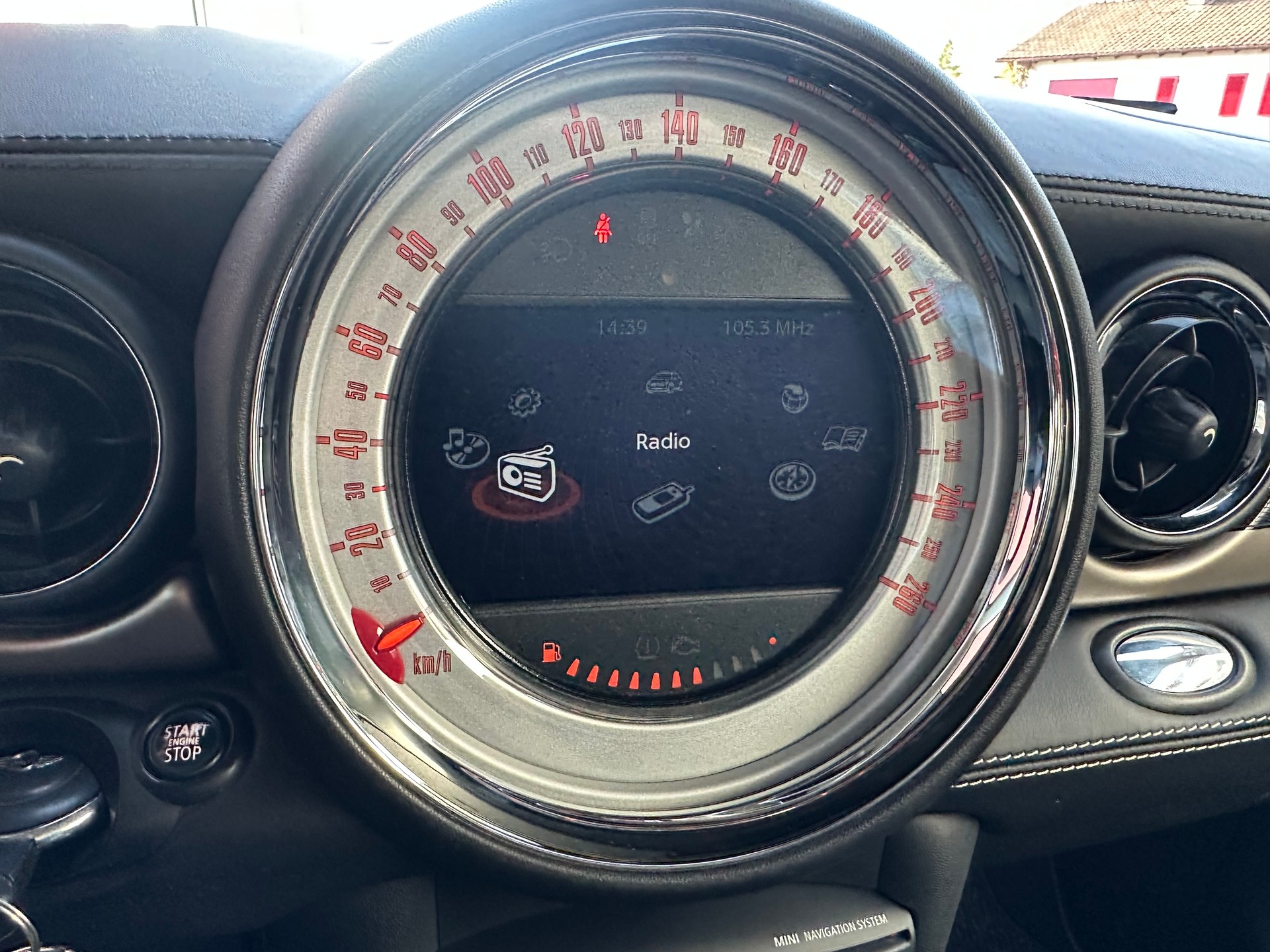 MINI Clubman Cooper S-image-8