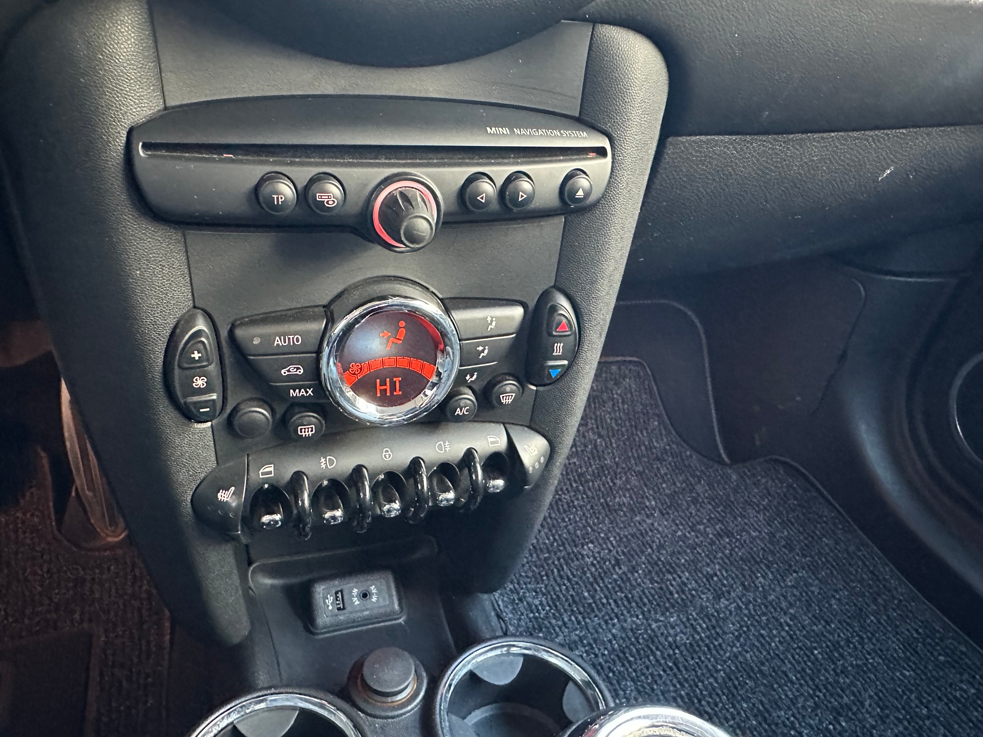 MINI Clubman Cooper S-image-9