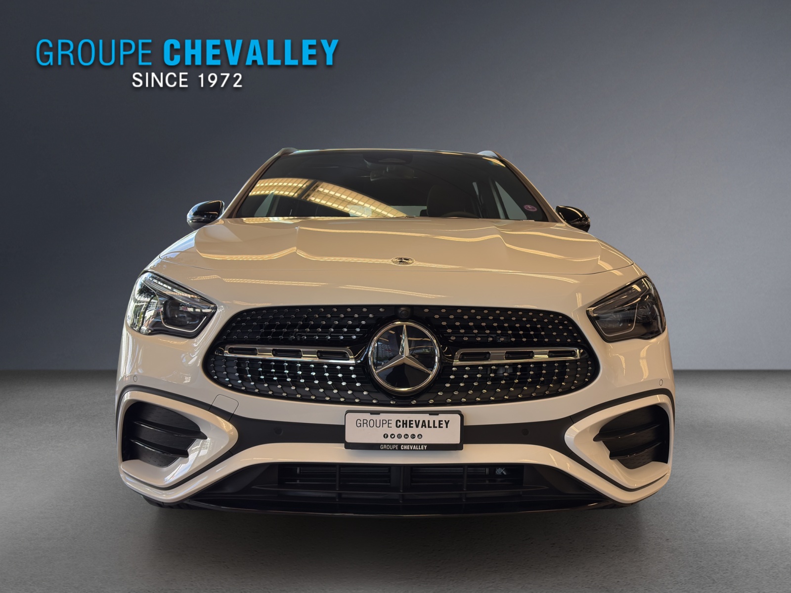 MERCEDES-BENZ GLA 250e Hybrid Technology EQ Star-showroom-element-3