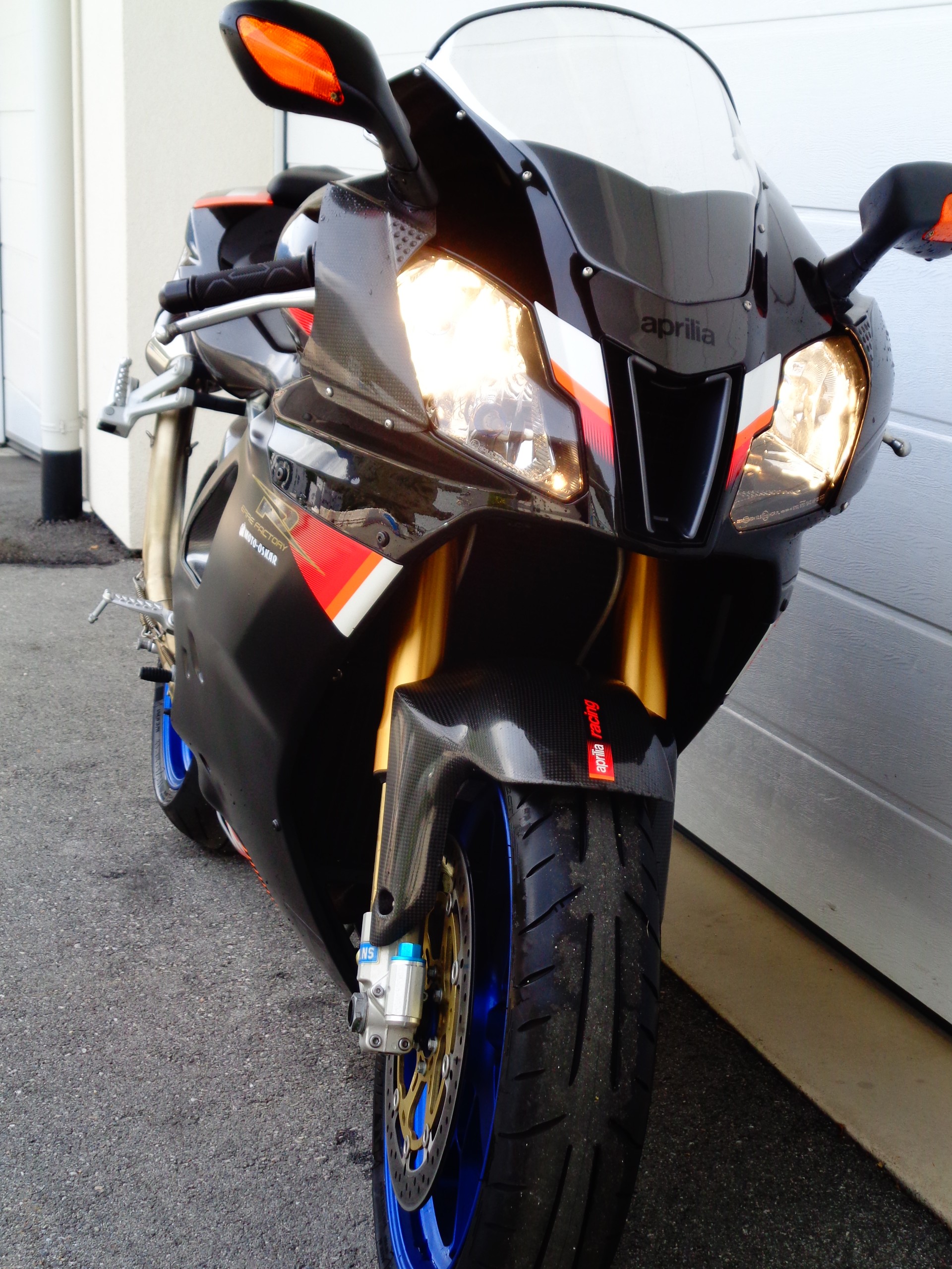 APRILIA RSV 1000 R I.E. Factory-image-2