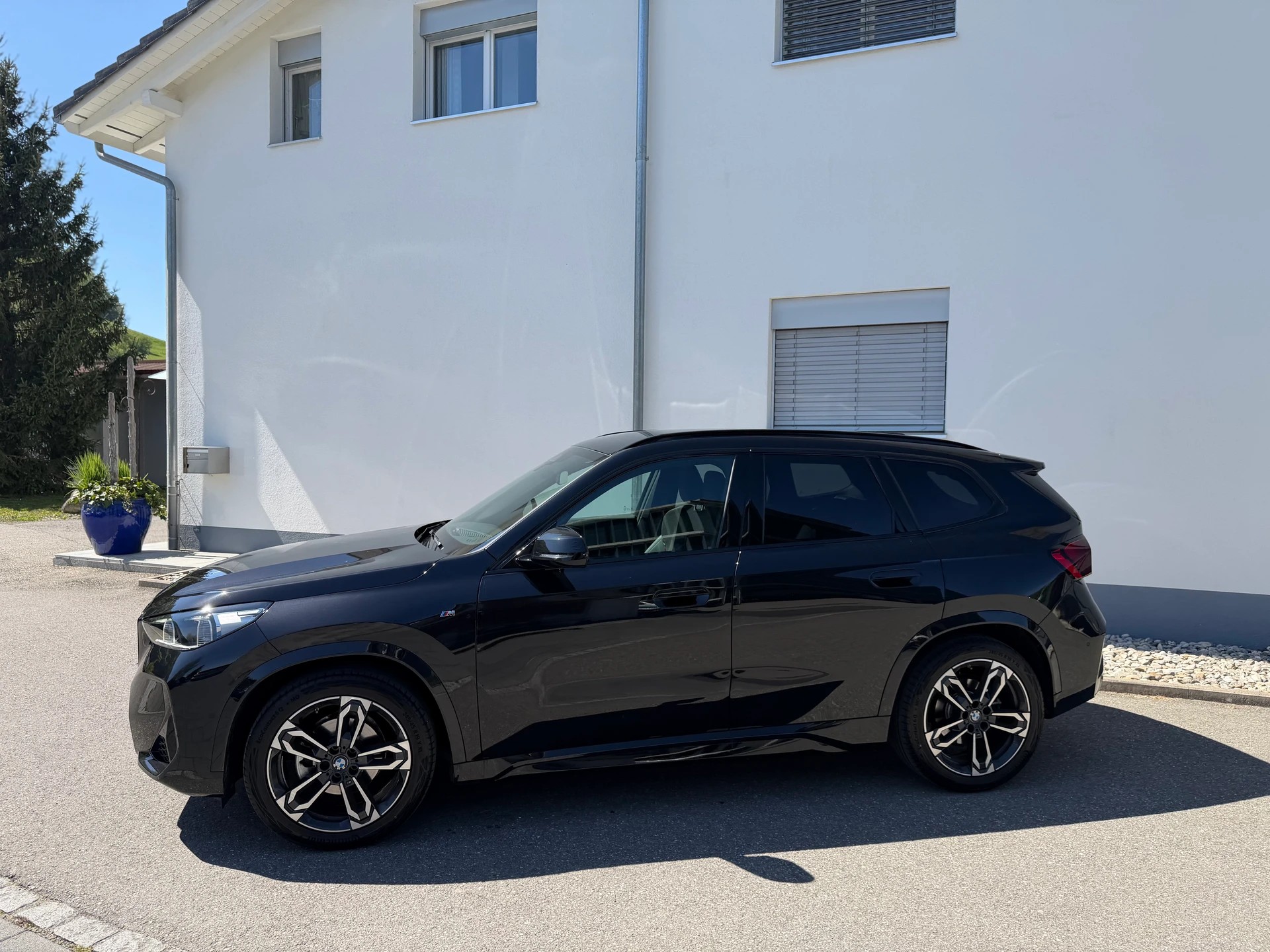 BMW X1 xDrive 20d 48V M Sport-image-11