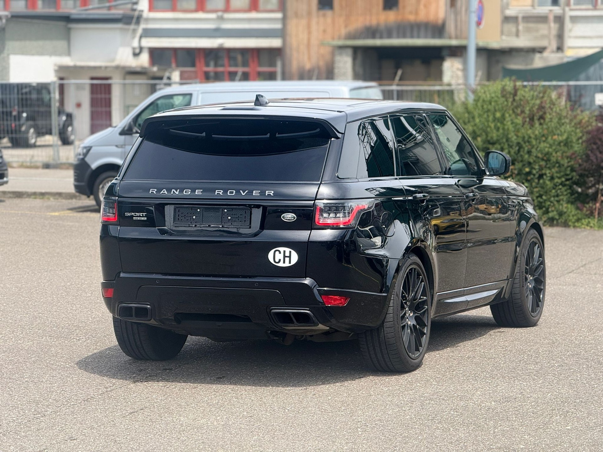 LAND ROVER Range Rover Sport 3.0 SDV6 HSE Dynamic Automatic-image-1