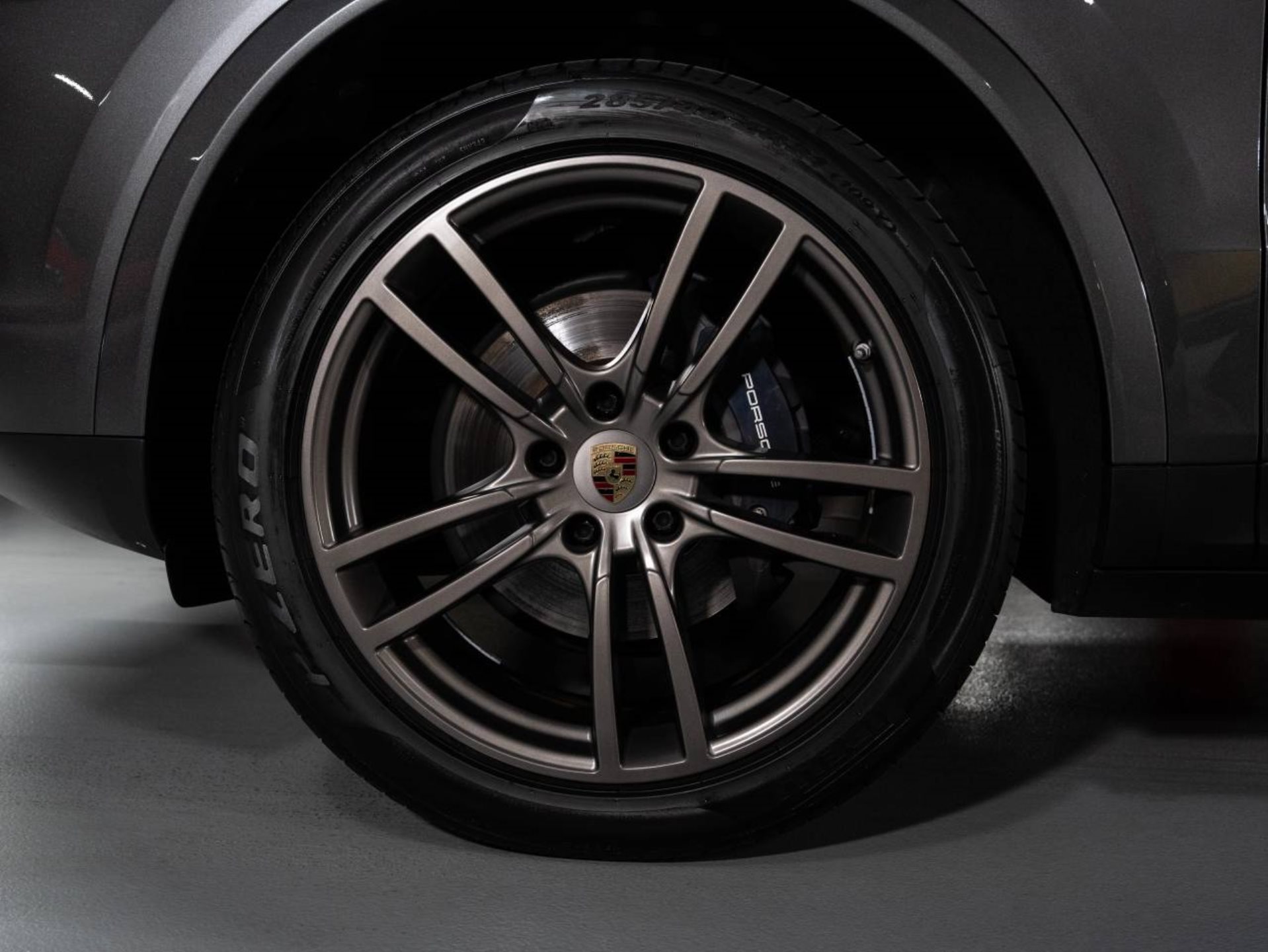 PORSCHE Cayenne (MY22)-image-17