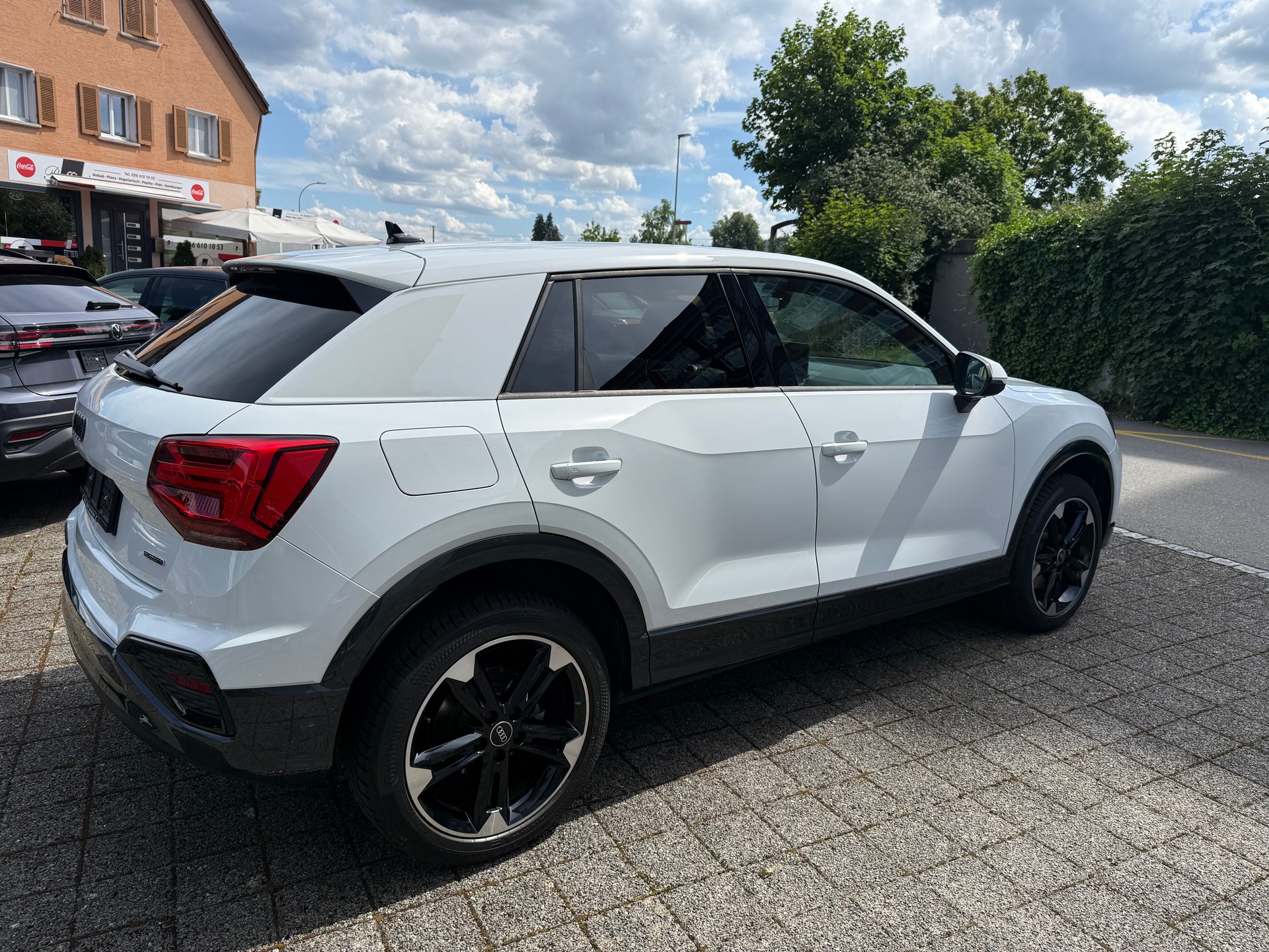AUDI Q2 40 TFSI advanced Attraction quattro S-tronic-image-9