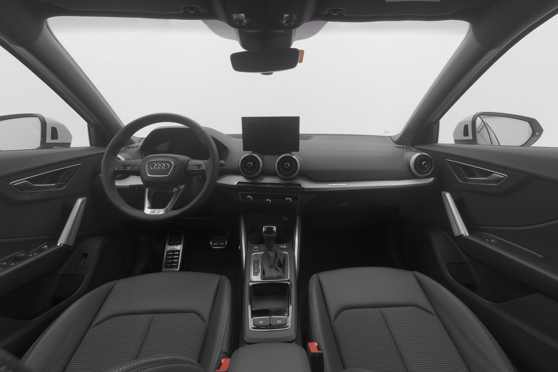 AUDI Q2 40 TFSI advanced Attraction quattro S-tronic-image-5