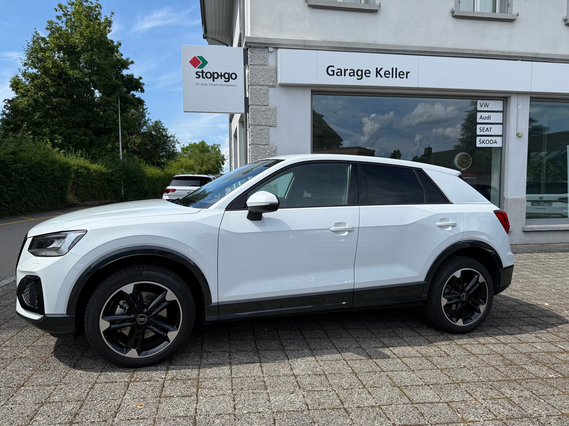 AUDI Q2 40 TFSI advanced Attraction quattro S-tronic-image-1