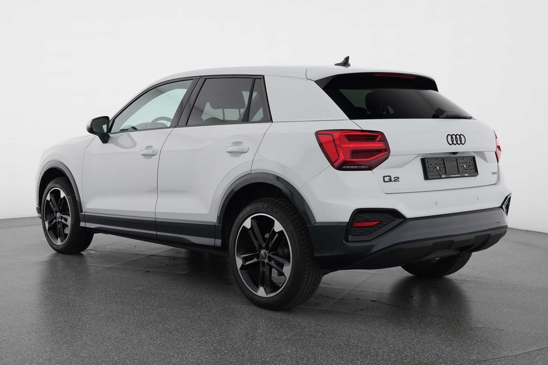 AUDI Q2 40 TFSI advanced Attraction quattro S-tronic-image-3