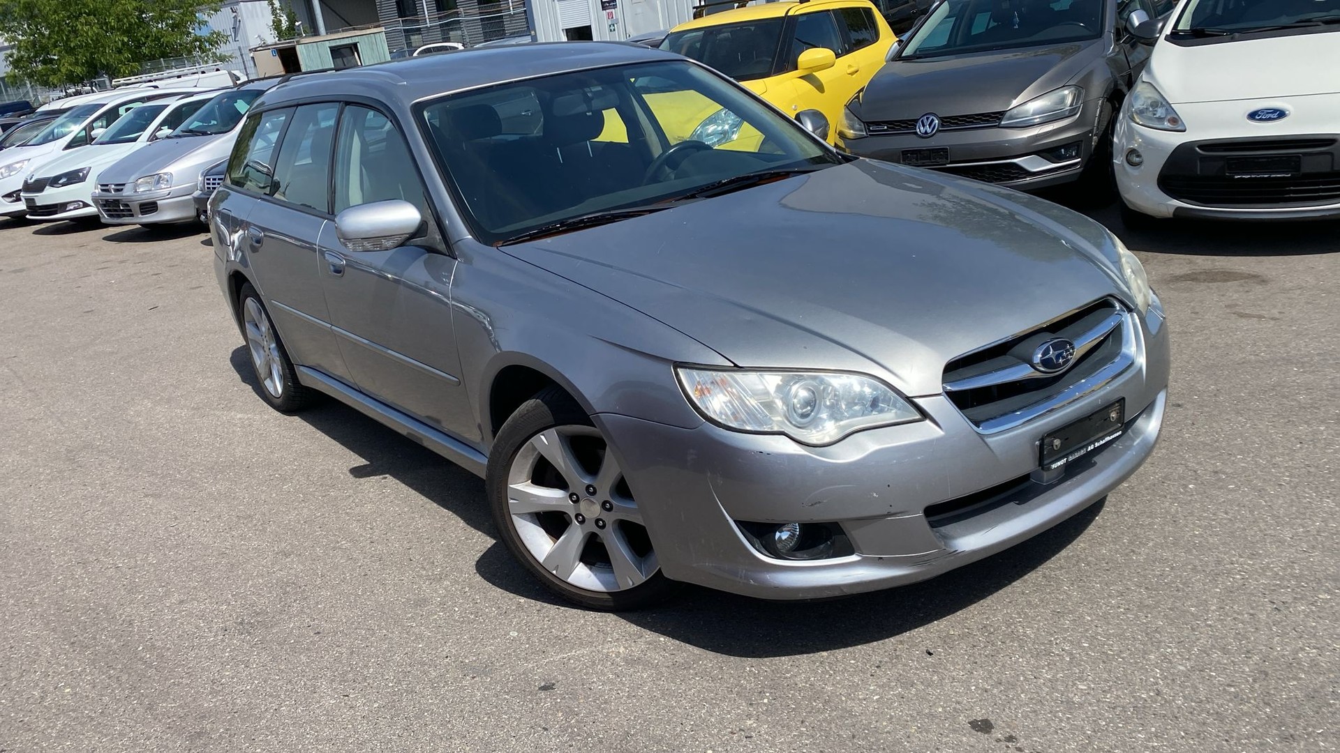 SUBARU Legacy 2.0R AWD Swiss-image-3