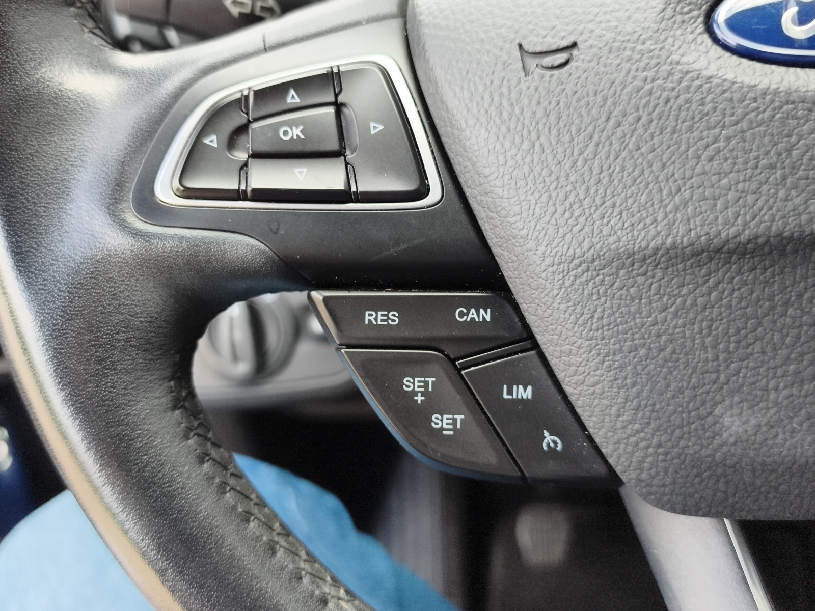 FORD Kuga 2.0 TDCi 150 Business-image-12