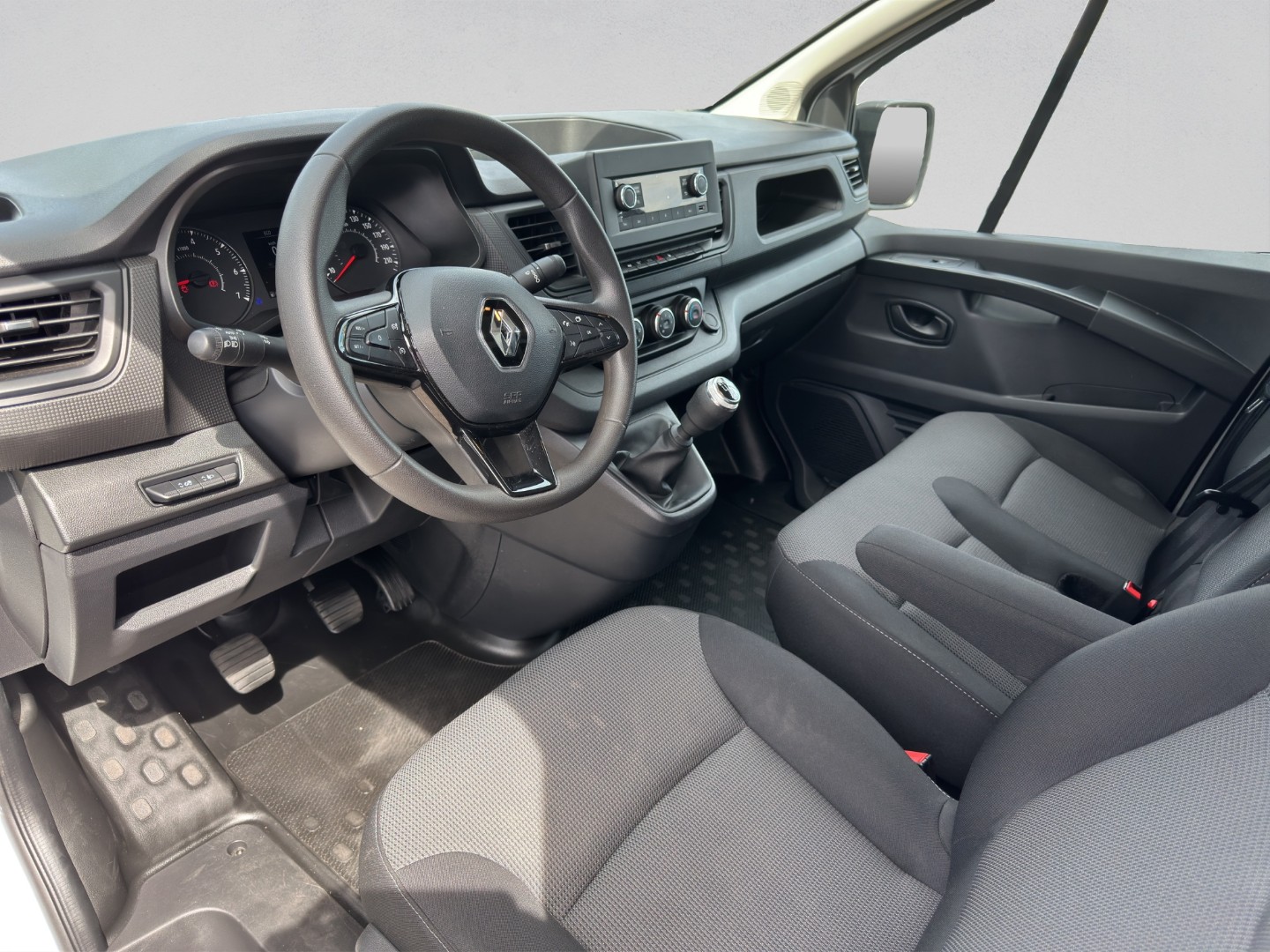 RENAULT Trafic 2.0 Blue dCi 130 Advance L2H1 EN-image-9